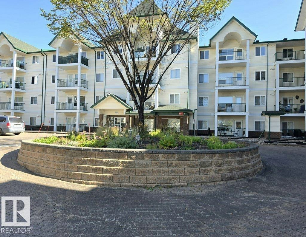 203-13625 34 Street NW, Edmonton, AB, T5A 0E3