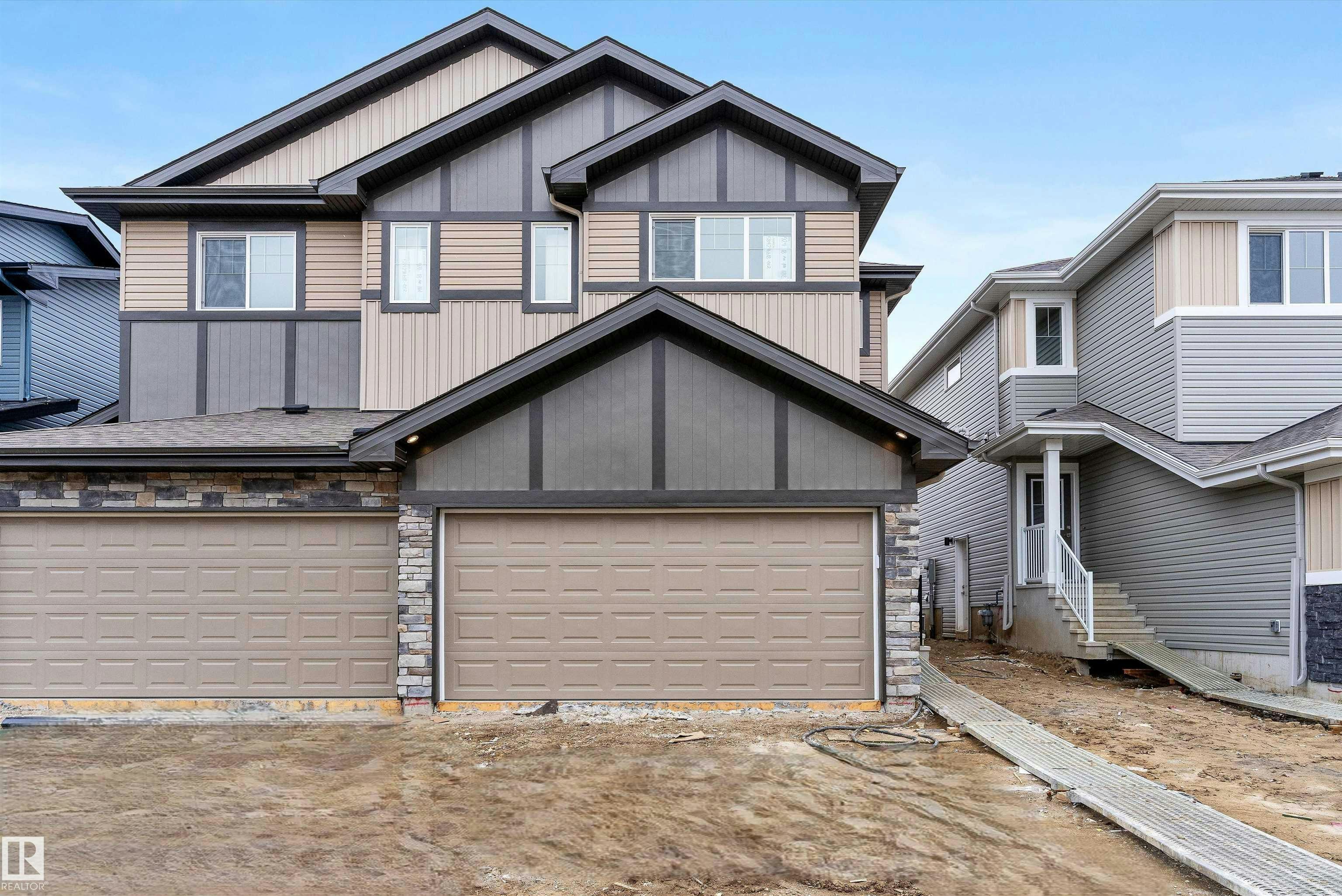 924 18 Avenue, Edmonton, AB, T6T 2X4