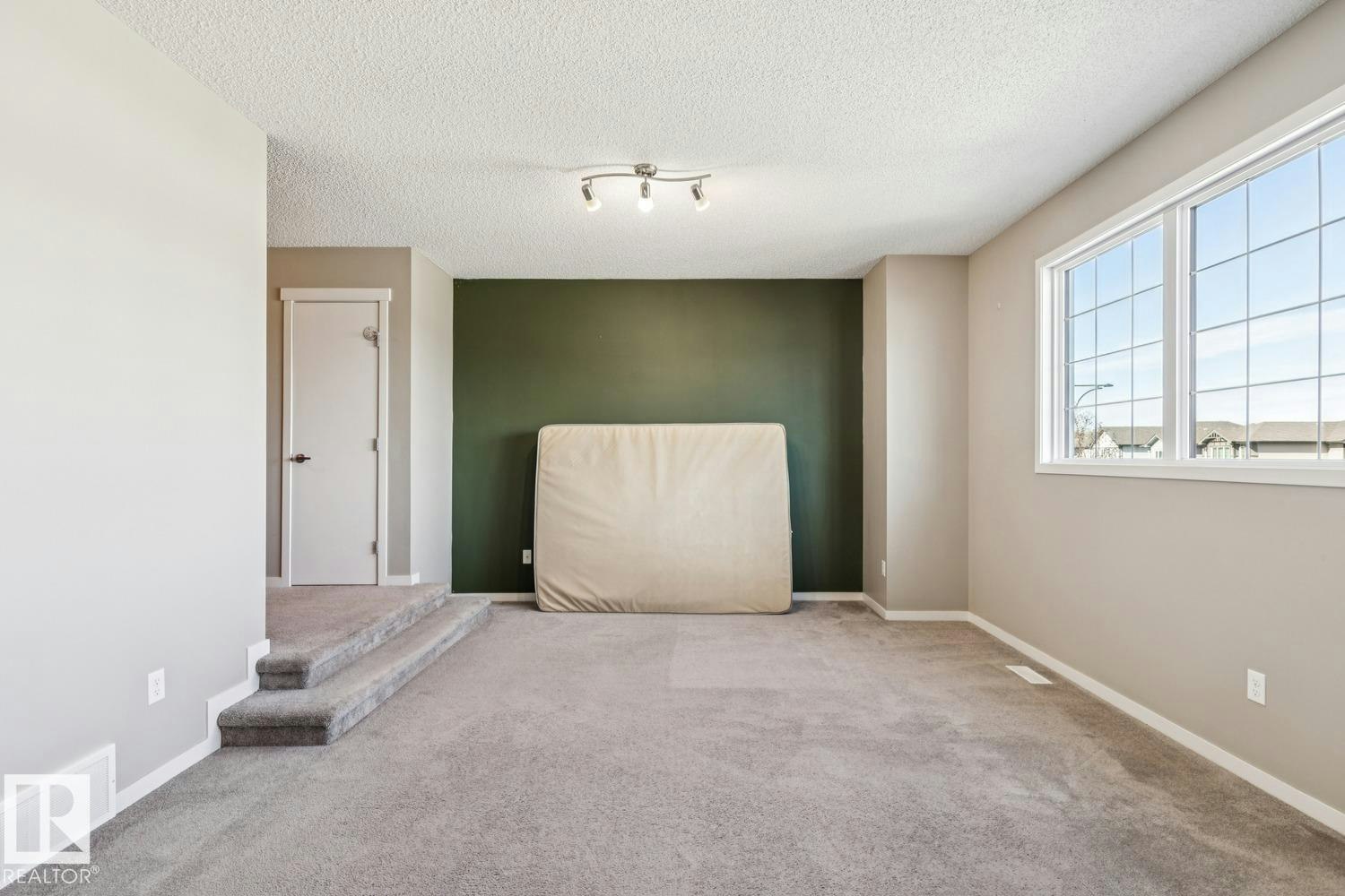 12007 173 Avenue, Edmonton, AB, T5X 0J6 - 45