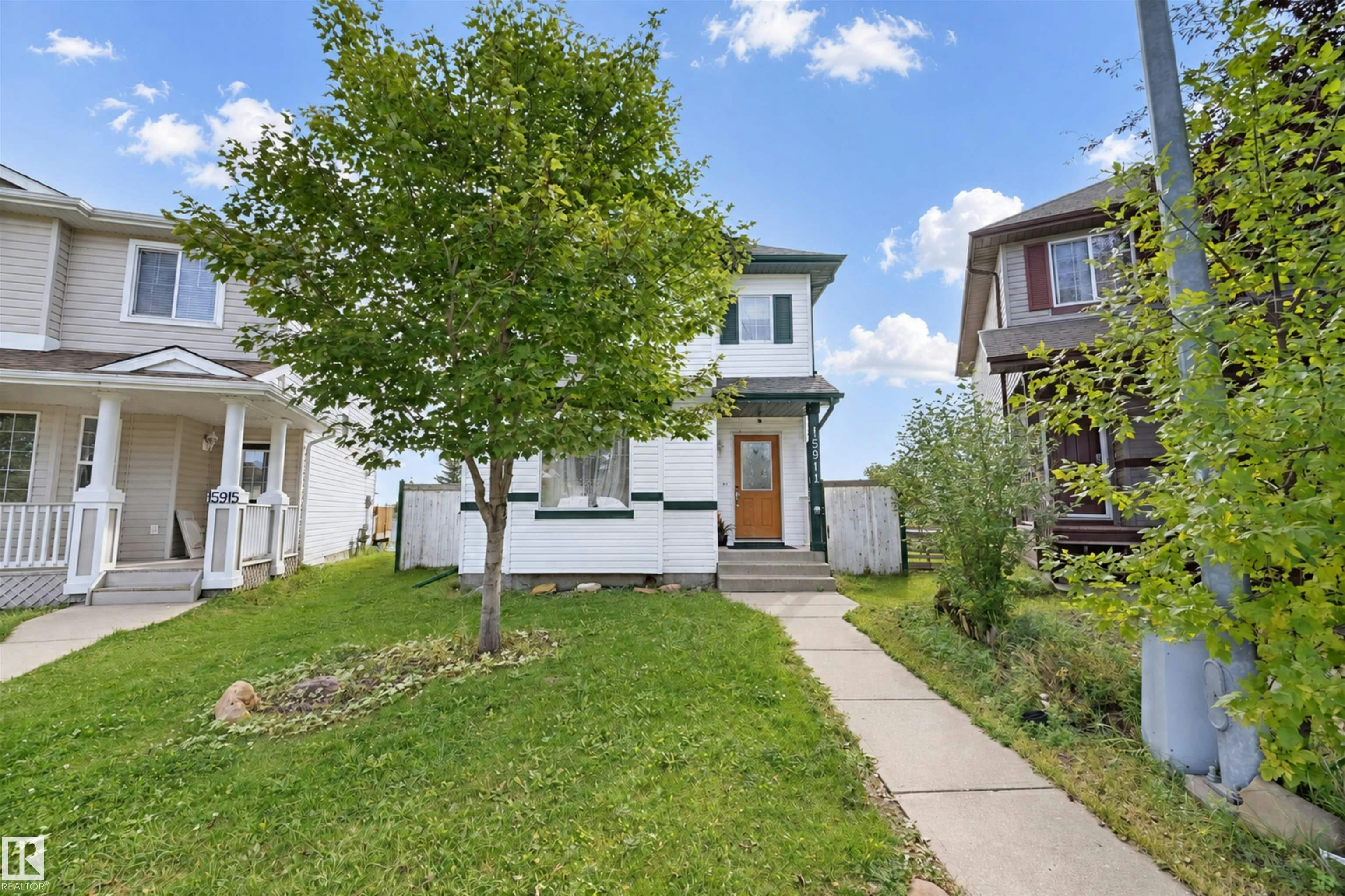 15911 38 Street, Edmonton, AB, T5Y 3E9