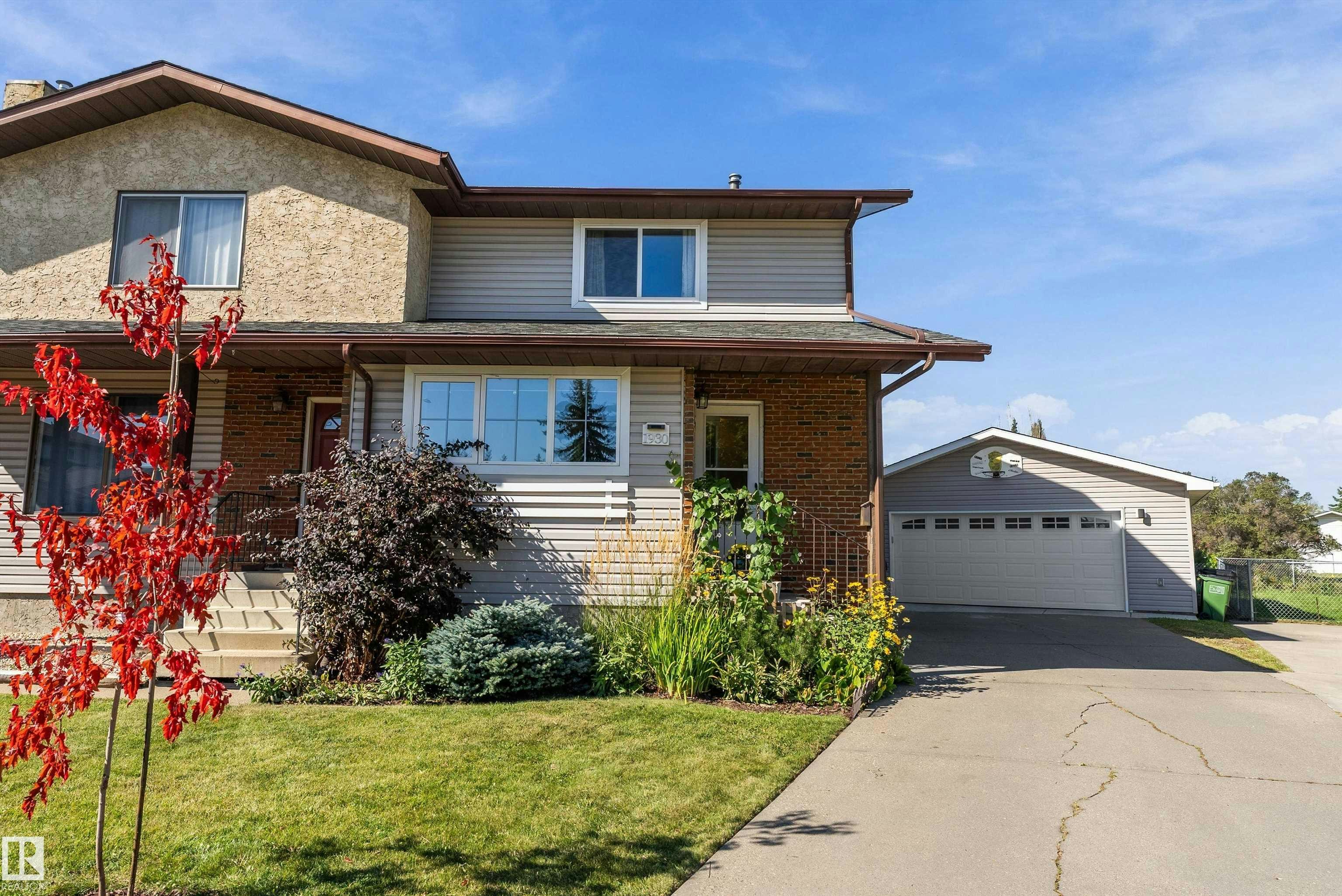1930 104 Street, Edmonton, AB, T6J 5A7