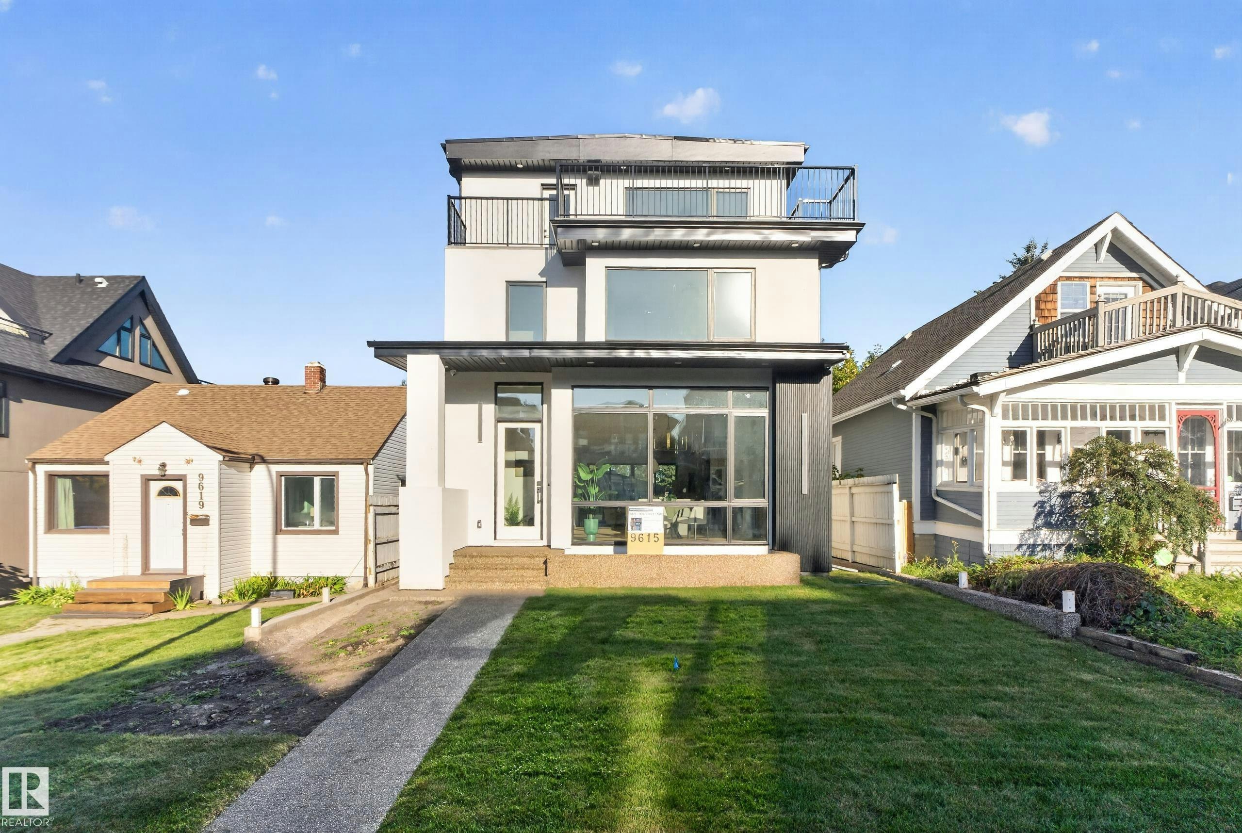 9615 99a Street, Edmonton, AB, T6E 3W9