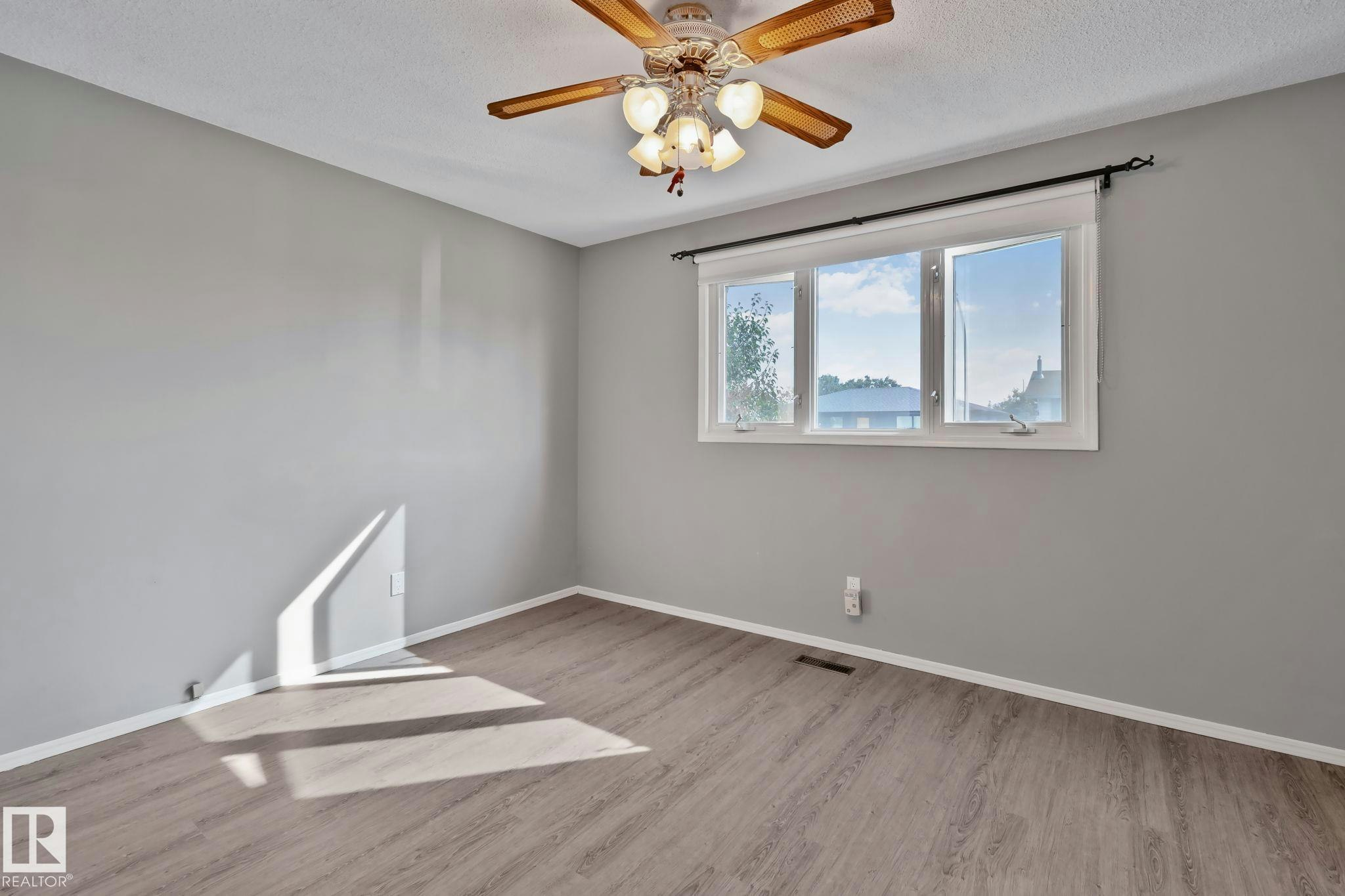 14724 73 Street, Edmonton, AB, T5C 0V8 - 20