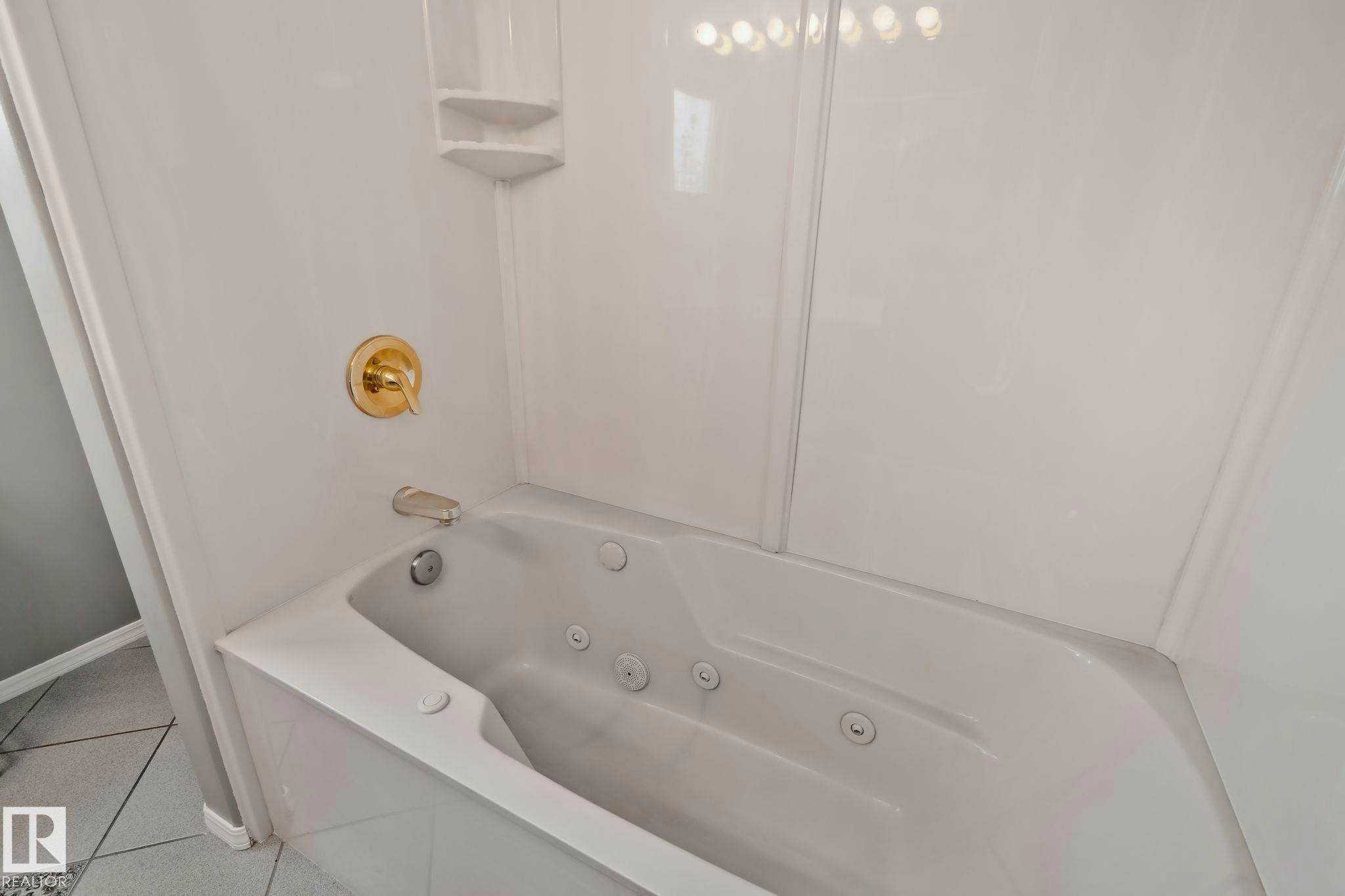 14724 73 Street, Edmonton, AB, T5C 0V8 - 18