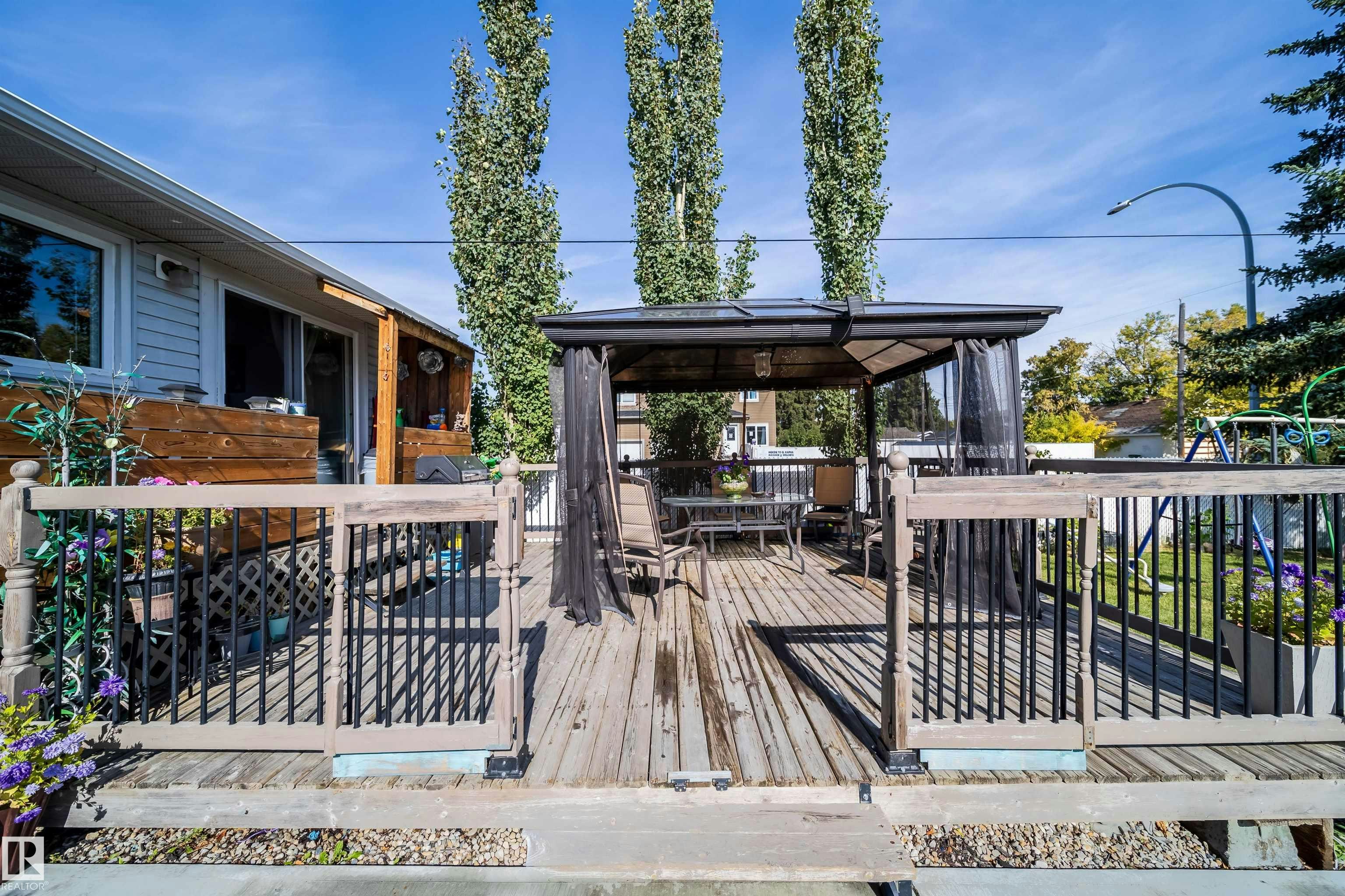 10245 160 Street, Edmonton, AB, T5P 3G1 - 41