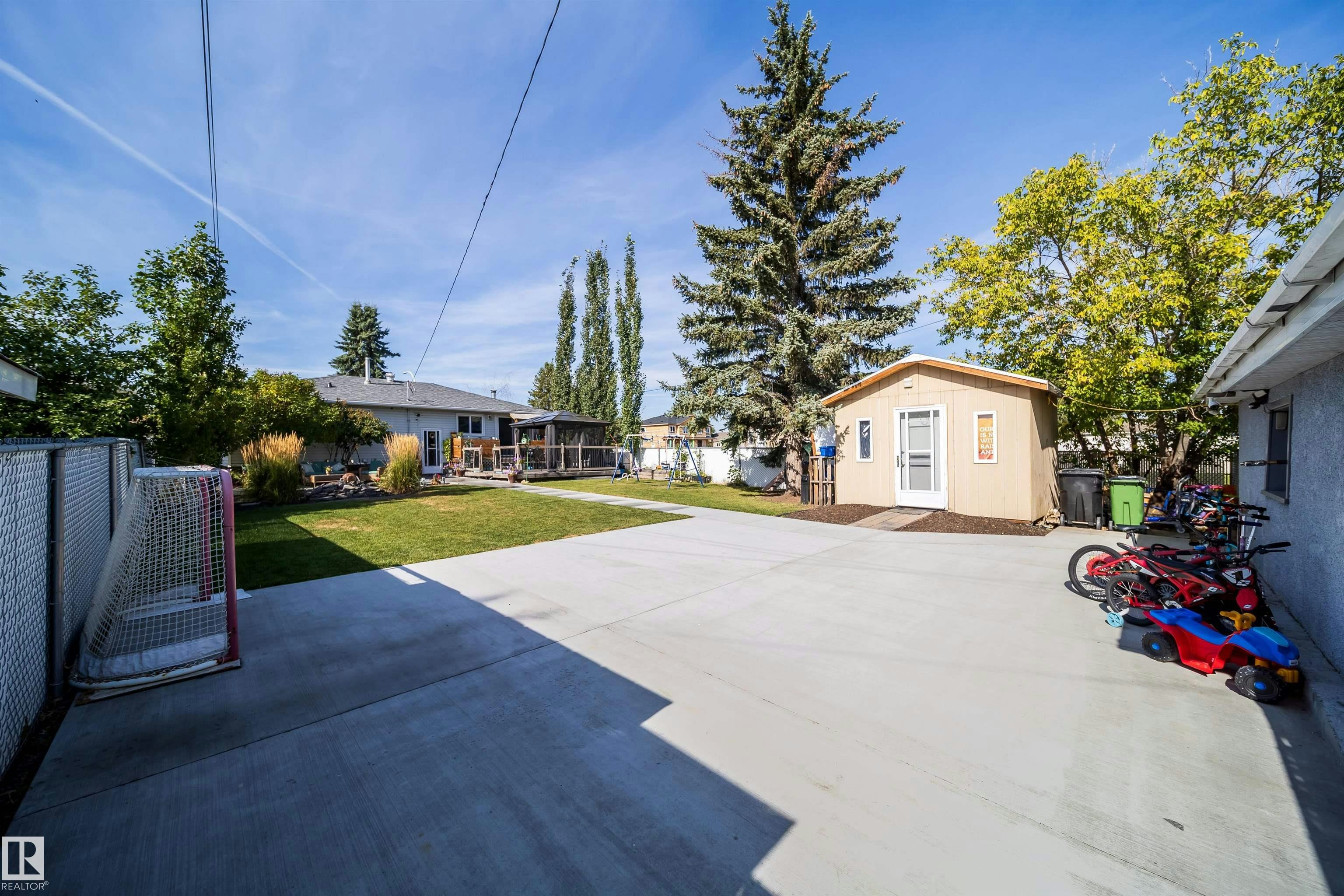 10245 160 Street, Edmonton, AB, T5P 3G1 - 43