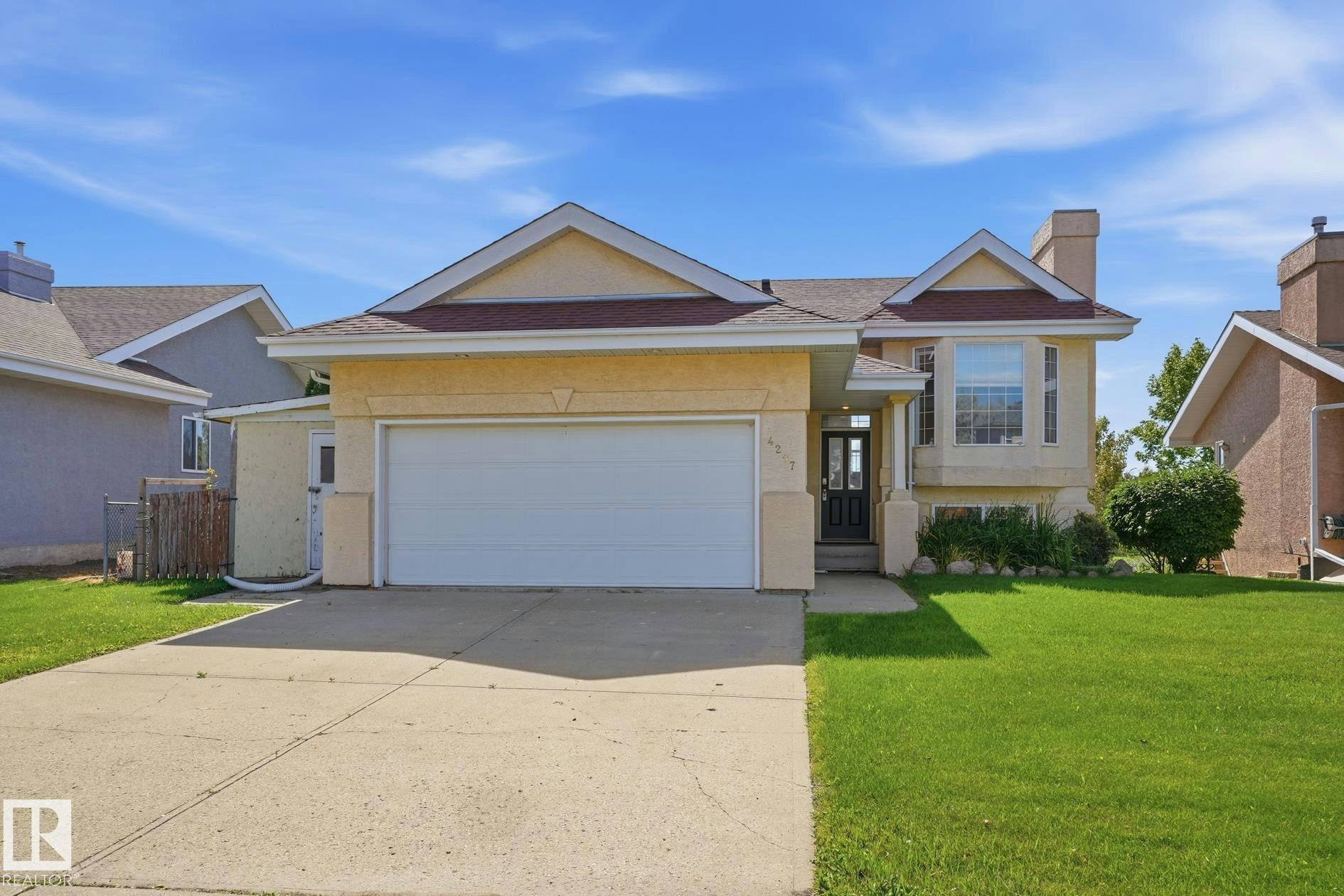 4207 43 Avenue, Beaumont, AB, T4X 1M5
