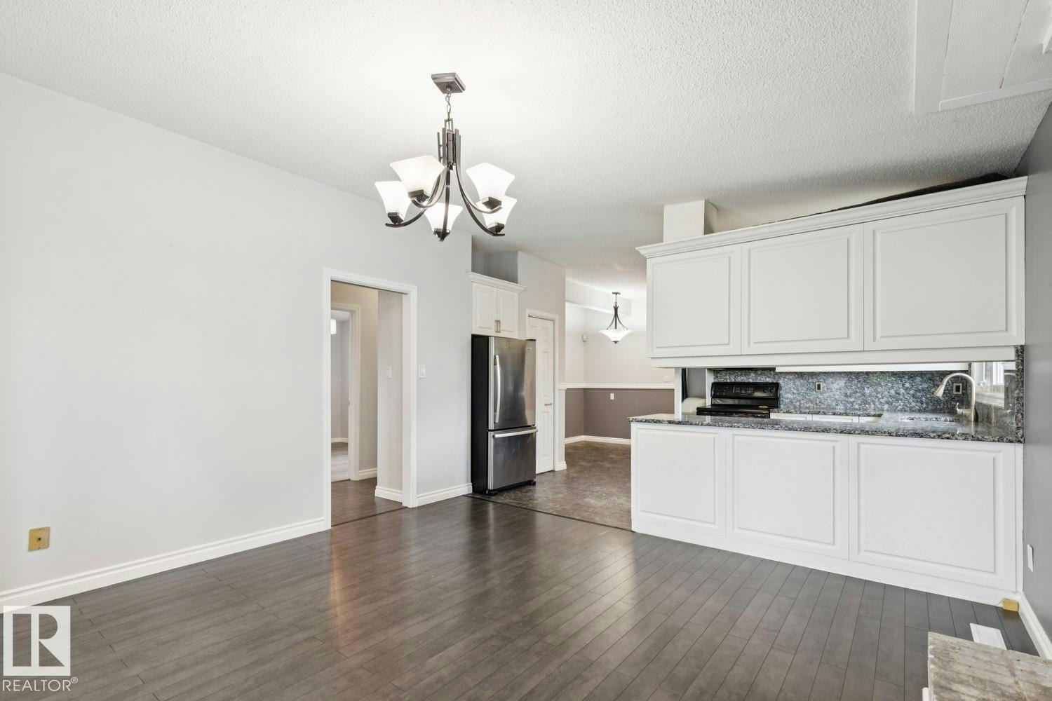9312 151 Avenue, Edmonton, AB, T5E 2P9 - 19