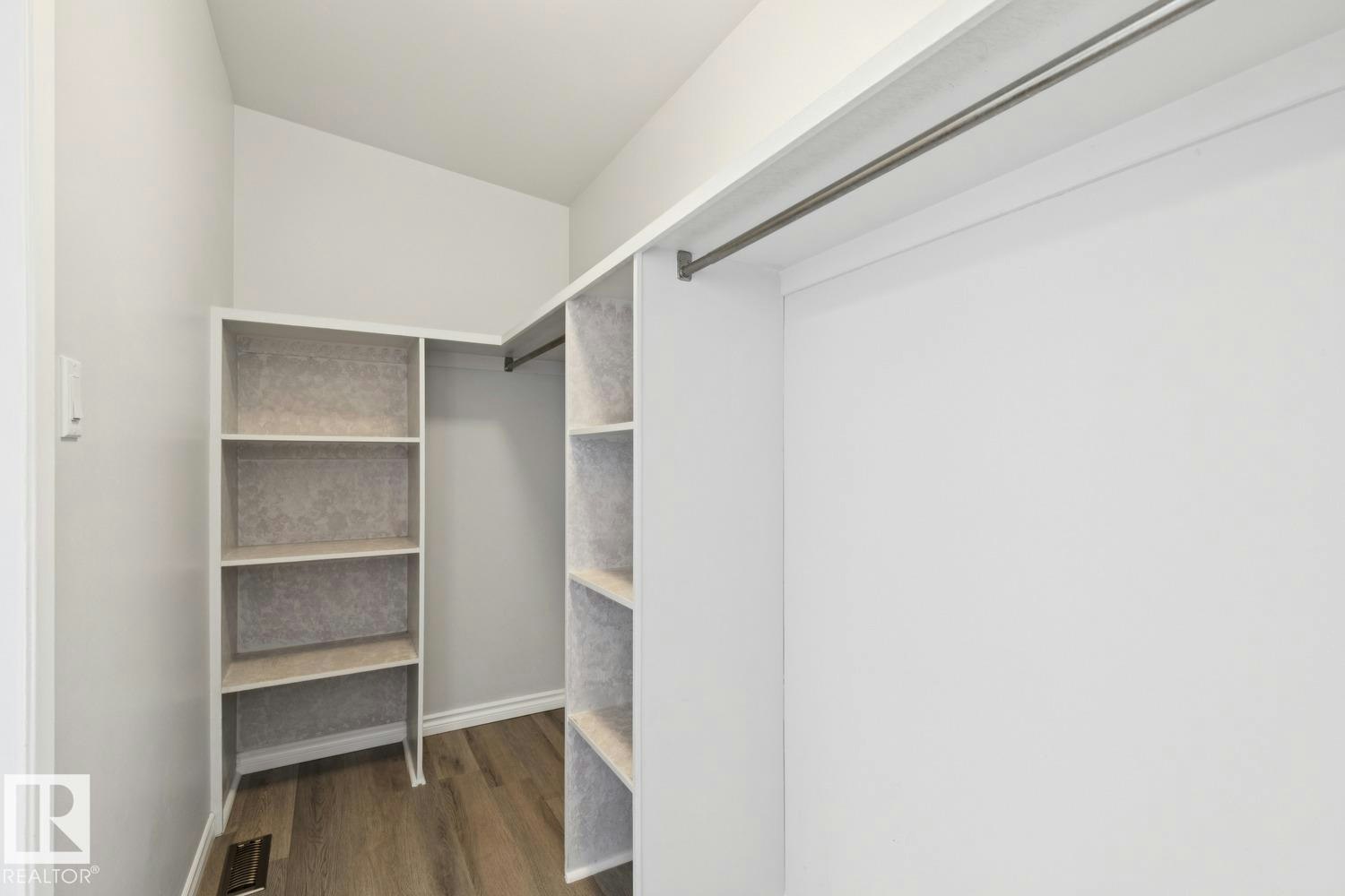 9312 151 Avenue, Edmonton, AB, T5E 2P9 - 25