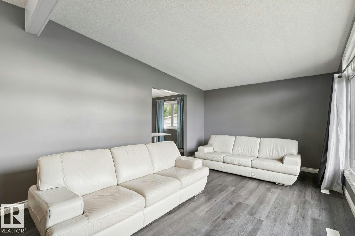 9312 151 Avenue - 5