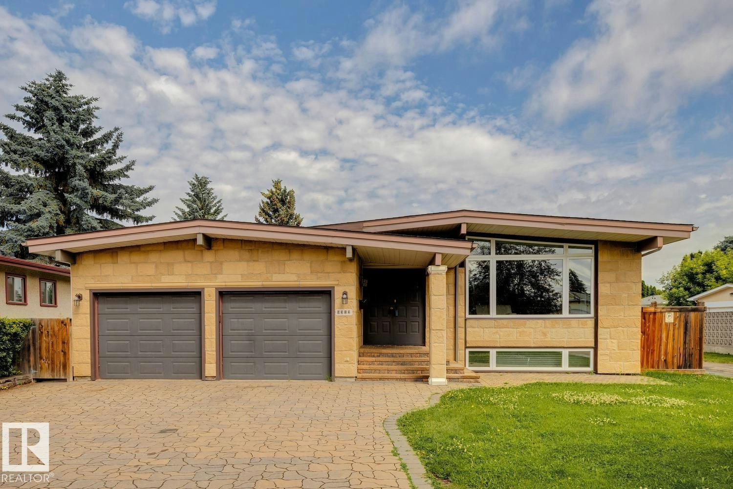 9312 151 Avenue, Edmonton, AB, T5E 2P9