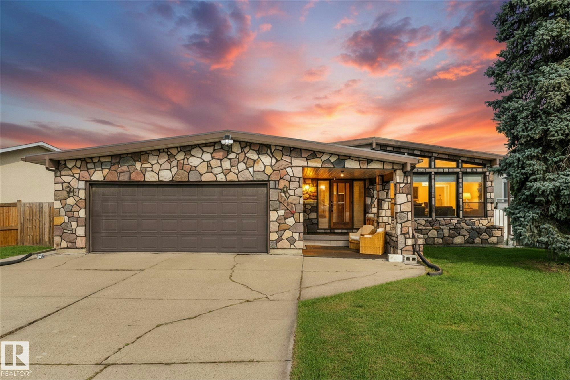 9504 139 Avenue, Edmonton, AB, T5E 5Z8