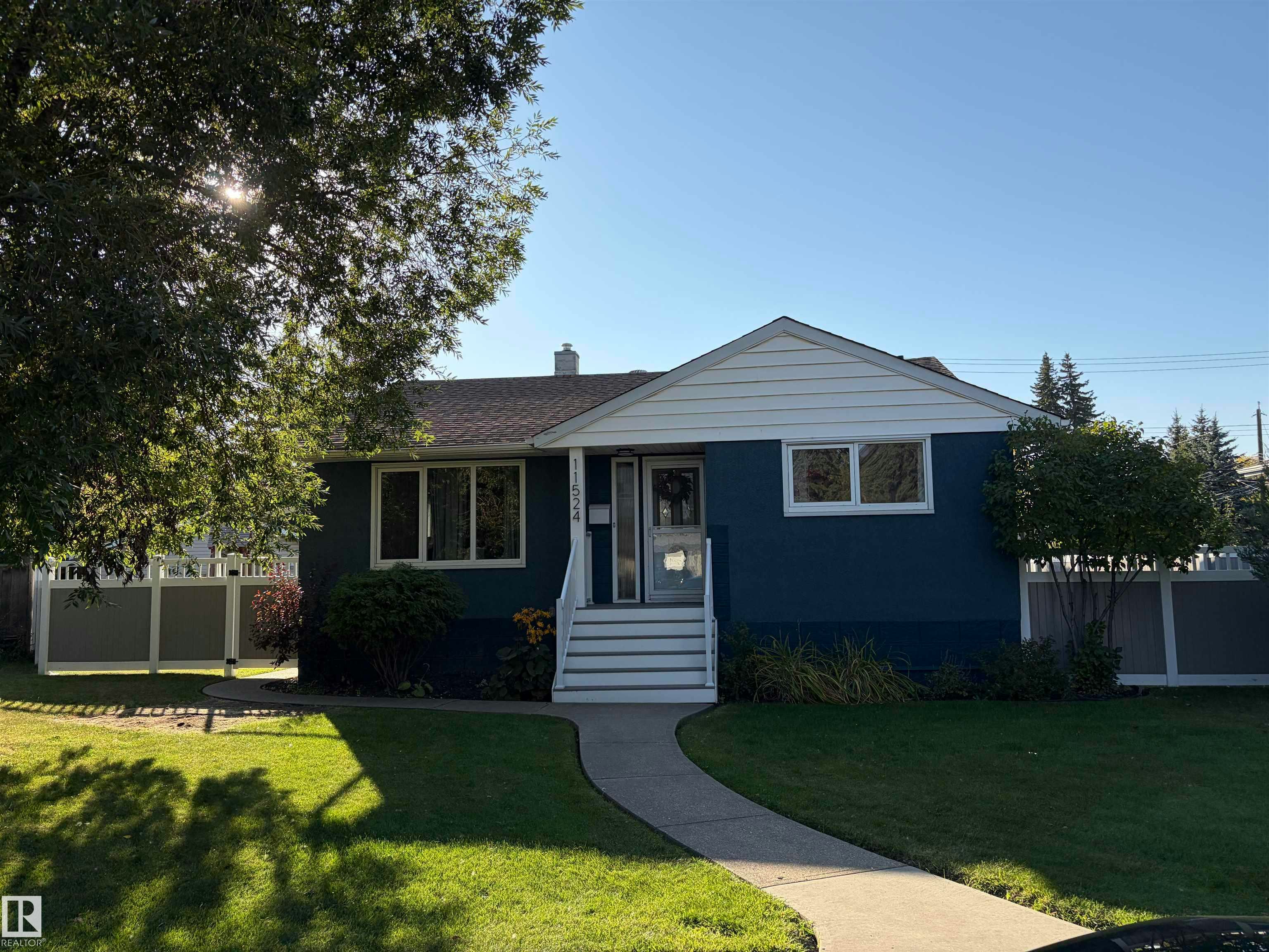 11524 133 Street, Edmonton, AB, T5M 1H4