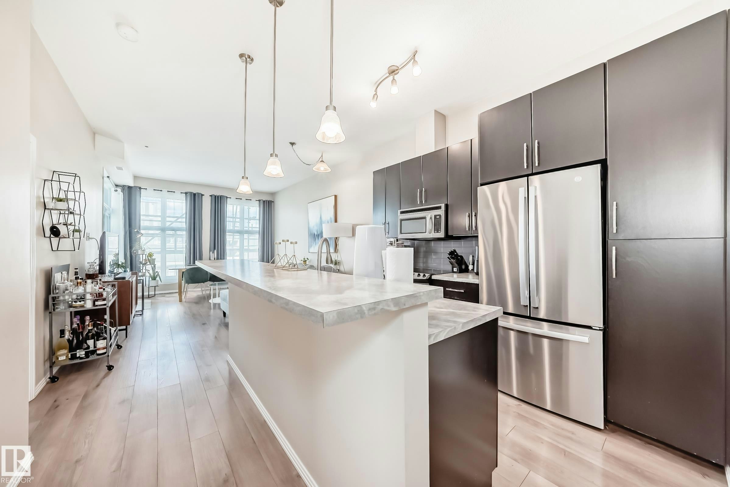 216-10531 117 Street, Edmonton, AB, T5H 0A8