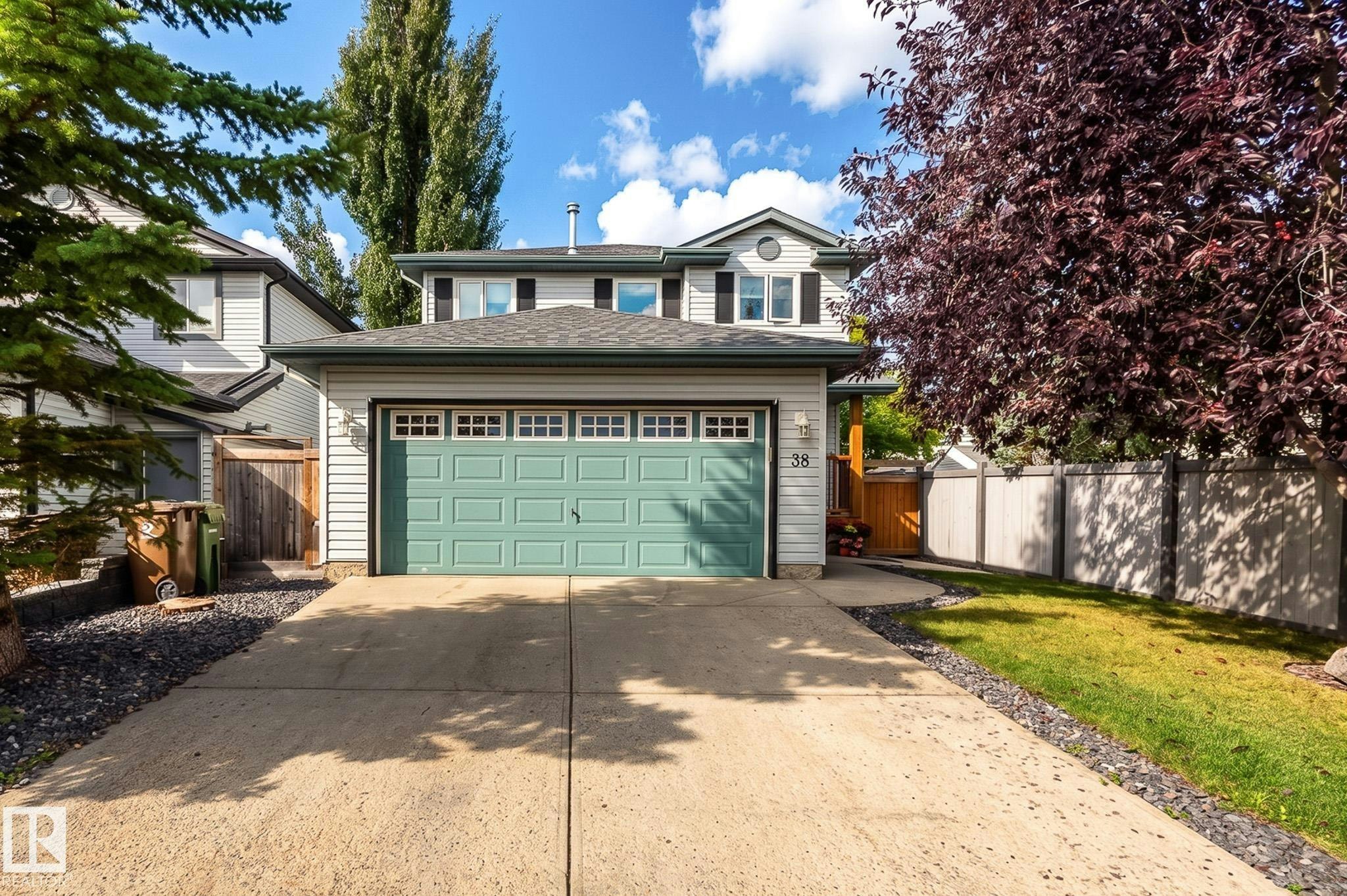 38 Dubonnet Way, St. Albert, AB, T8N 6S4