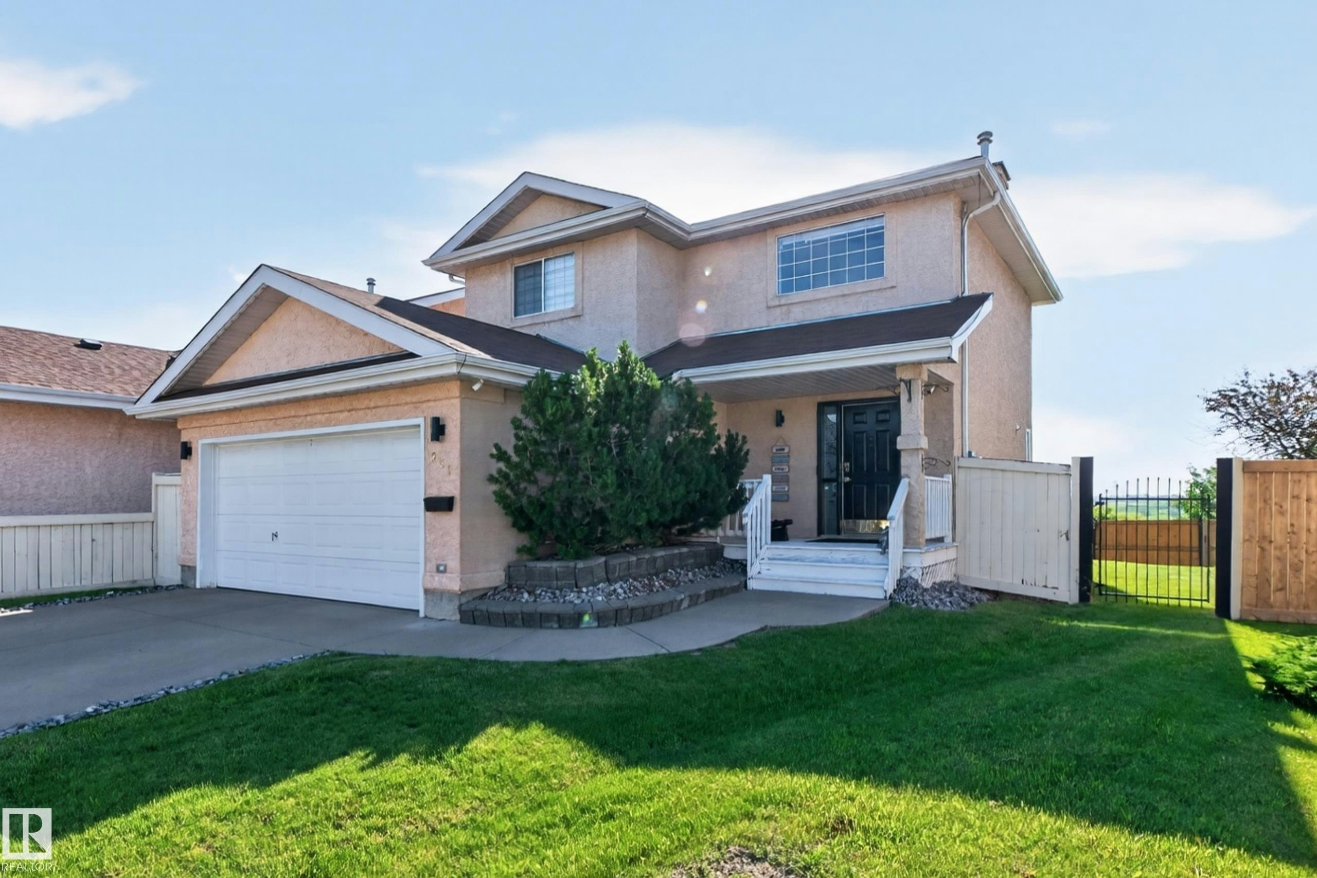 251 River Point(e), Edmonton, AB, T5A 4Z2