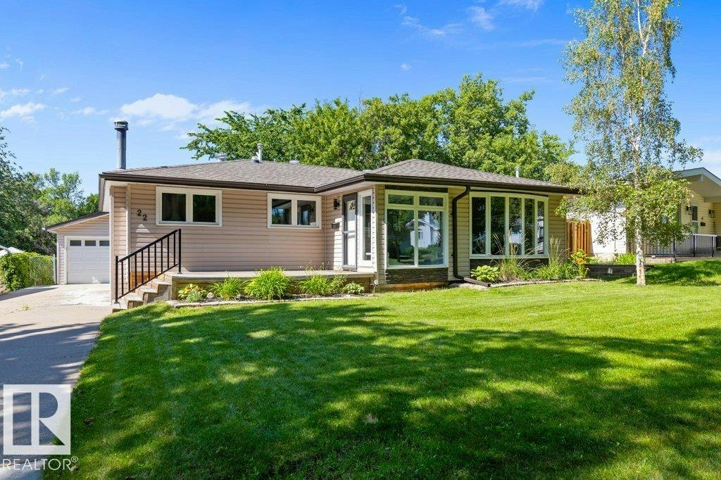 22 Burnham Avenue, St. Albert, AB, T8N 0A7