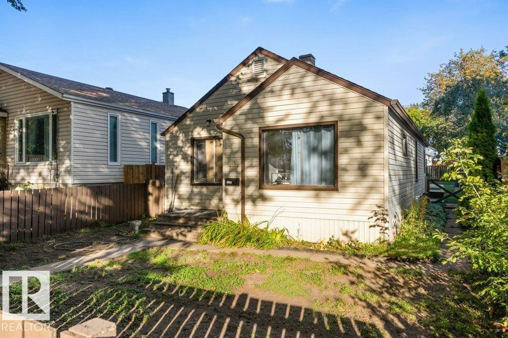 12029 62 Street, Edmonton, AB, T5W 4C9