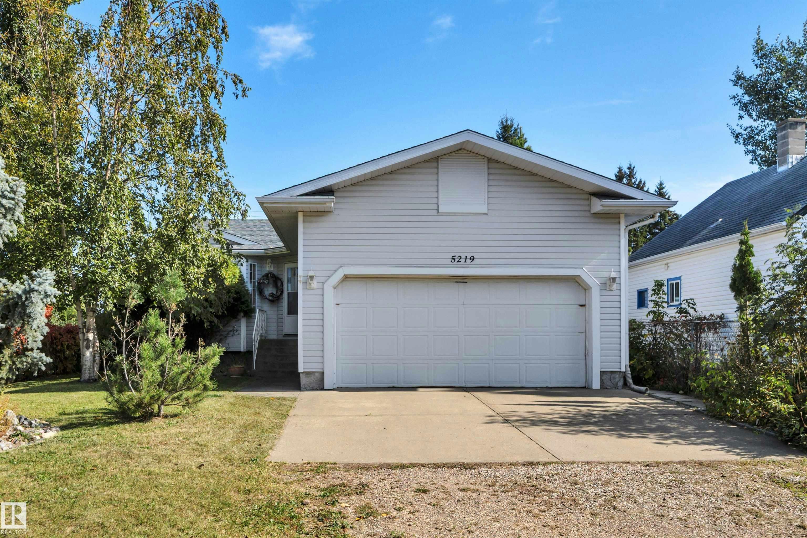 5219 49 Street, Rural Smoky Lake County, AB, T0A 3P0