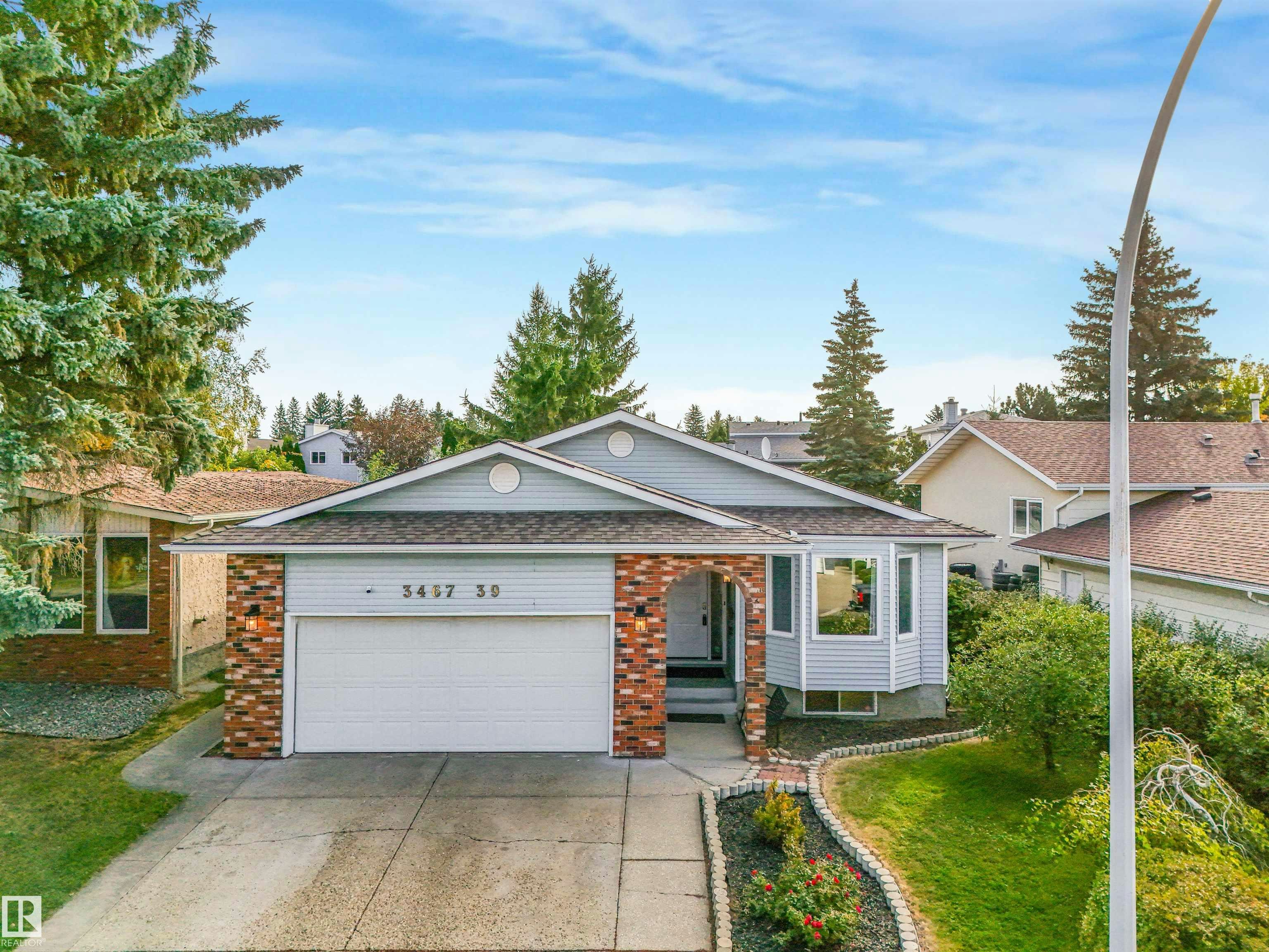 3467 39 Street, Edmonton, AB, T6L 3Y9