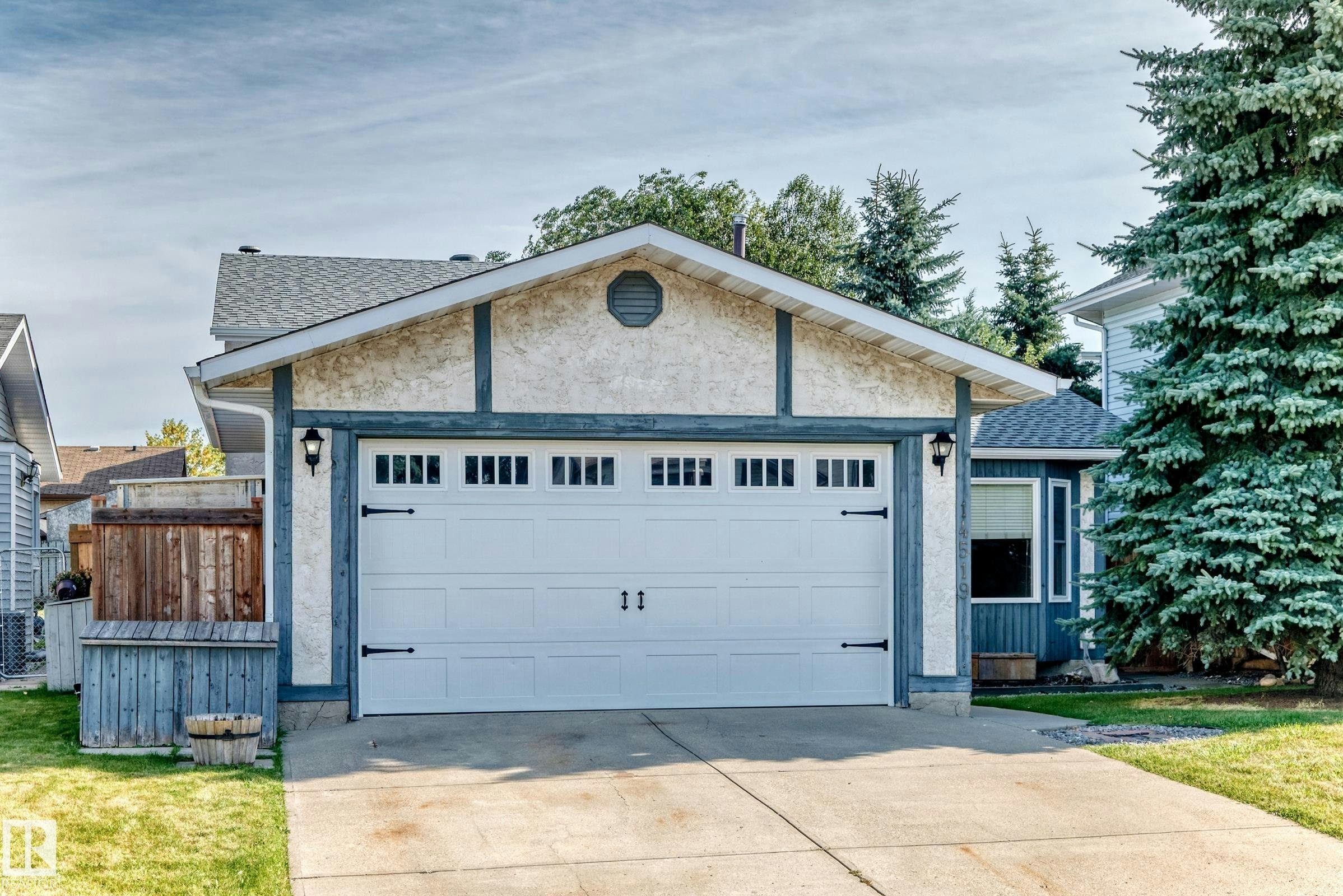 14519 32 Street, Edmonton, AB, T5Y 2L2
