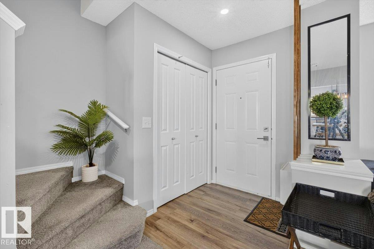 6030 S Terwillegar Boulevard, Edmonton, AB, T6R 0K5 - 5