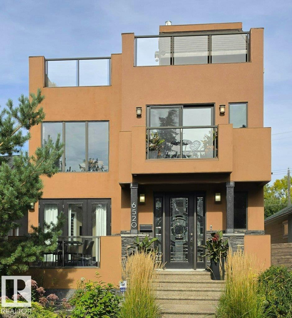 6520 111 Avenue, Edmonton, AB, T5W 0L8