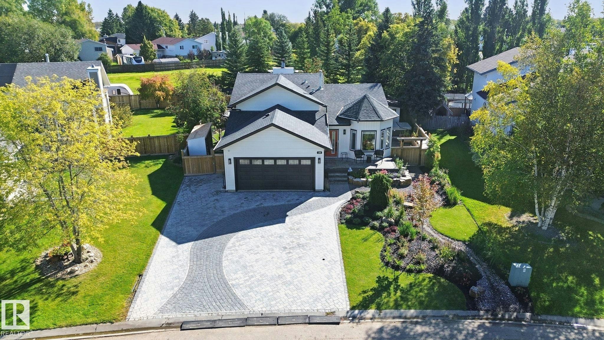 38 Menalta Place, Rural Sturgeon County, AB, T8R 1N2