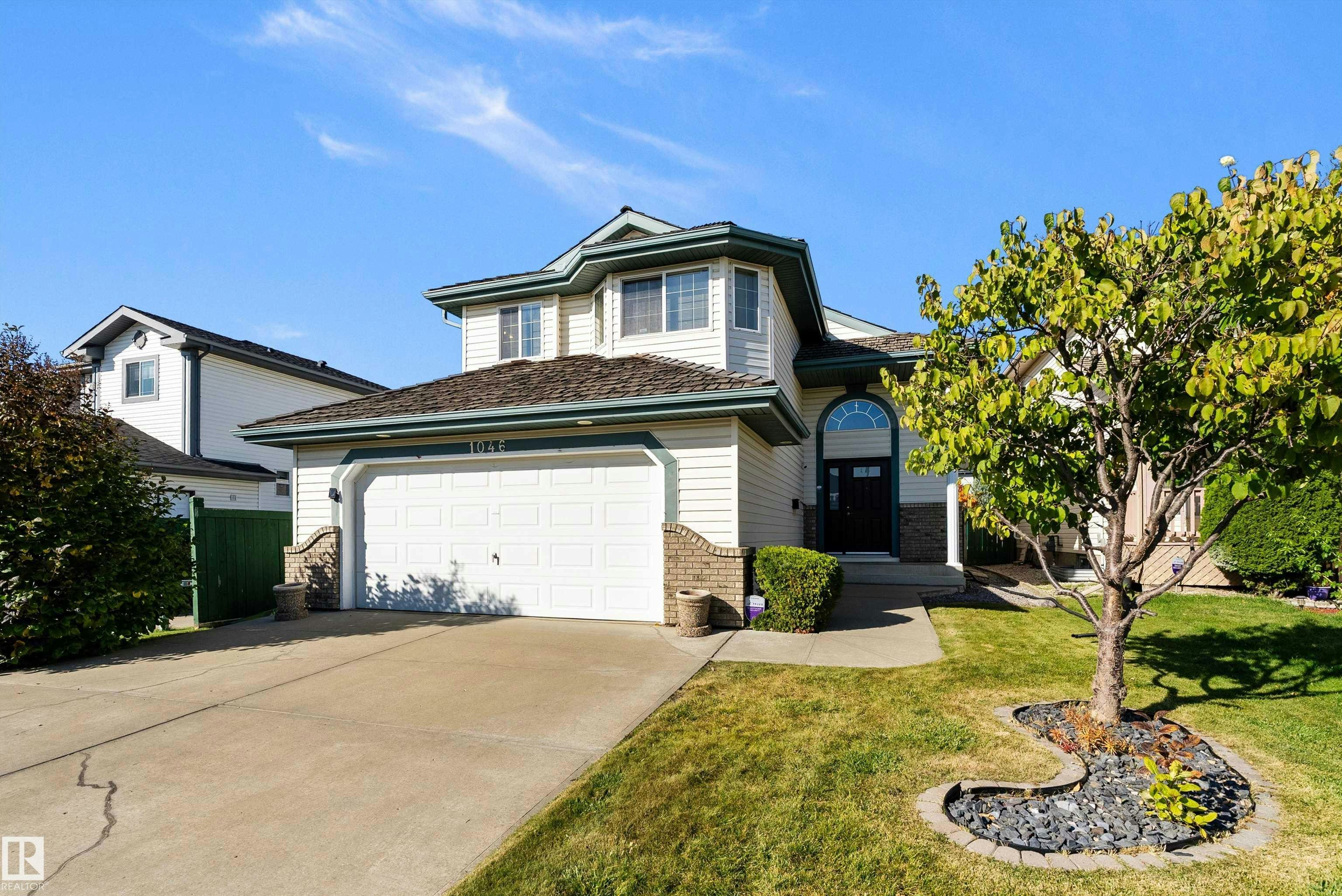 1046 Blackburn Close, Edmonton, AB, T6W 1C7