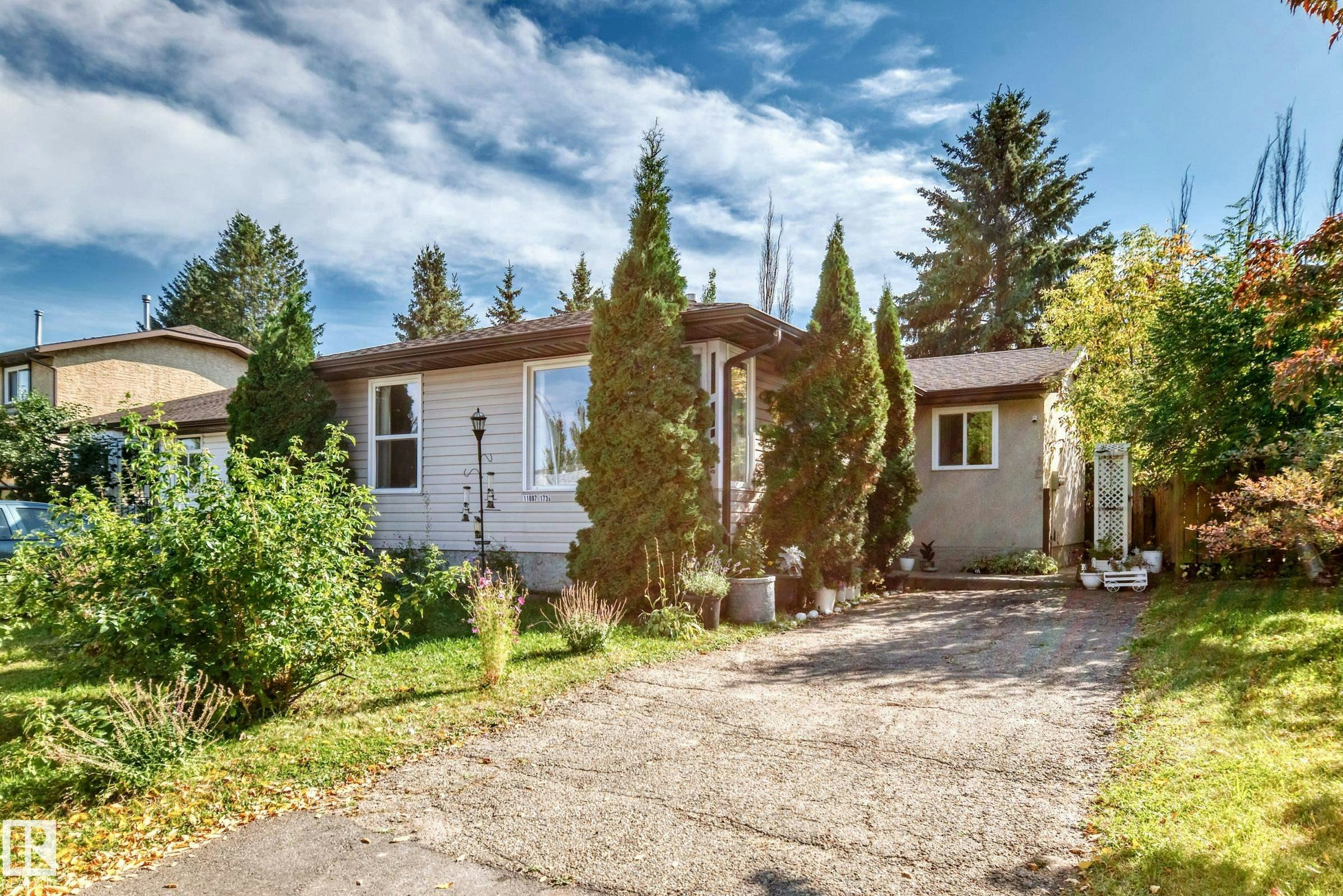 11007 173a Avenue, Edmonton, AB, T5X 3Y9
