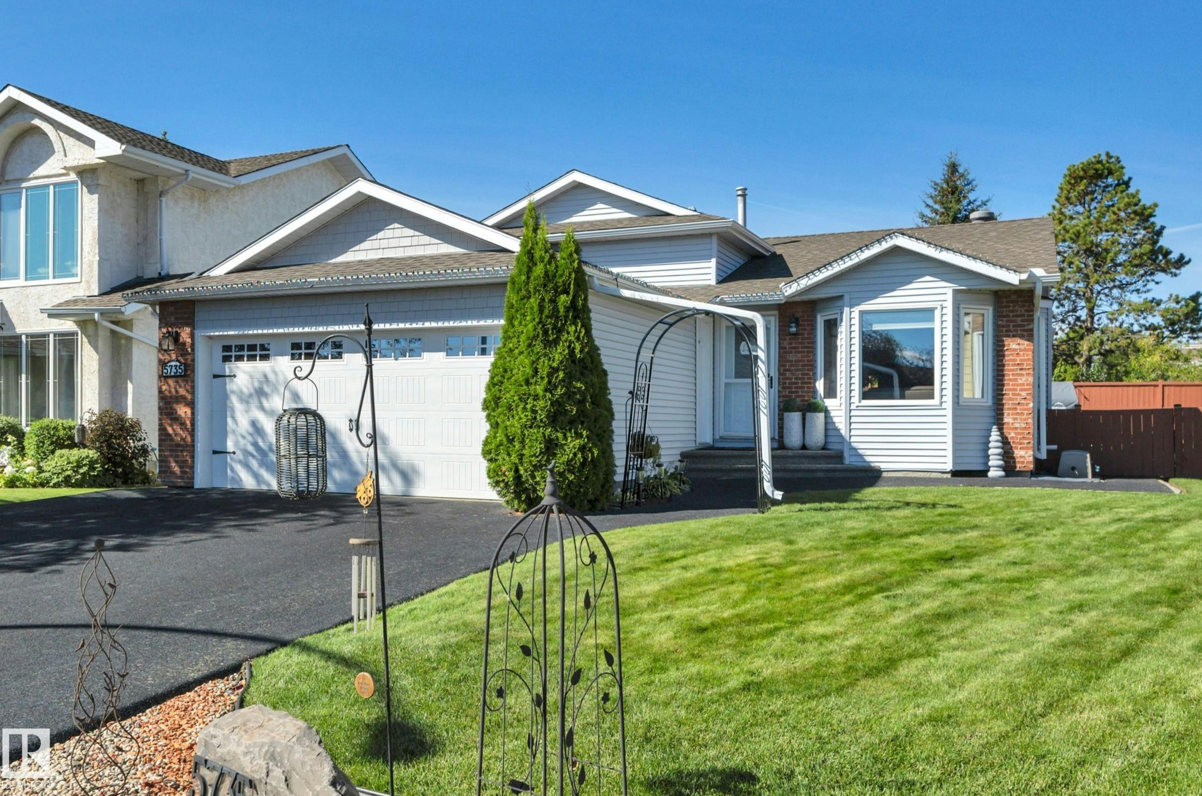 5735 152a Avenue, Edmonton, AB, T5A 4X7