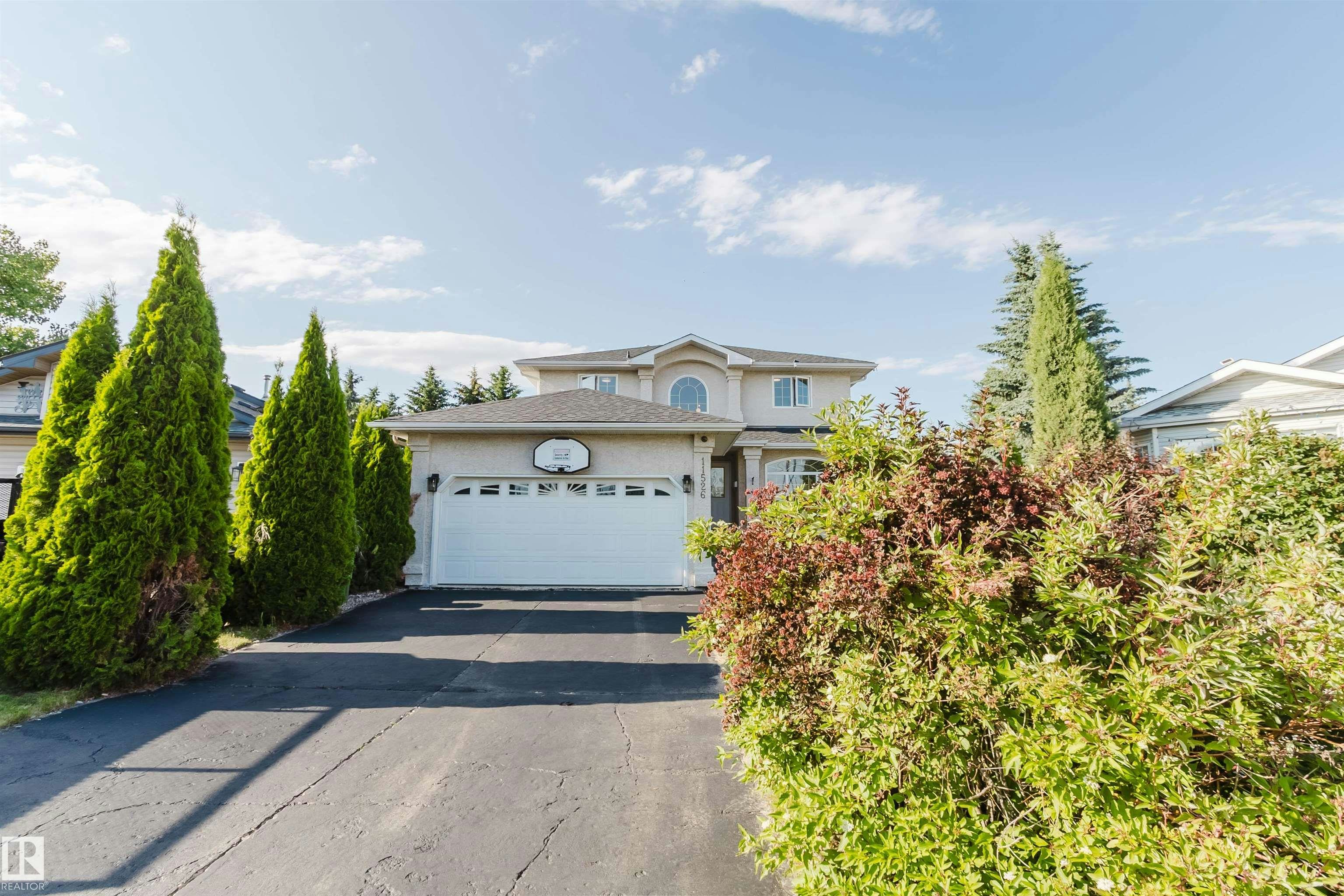 11526 9 Avenue, Edmonton, AB, T6J 6T9