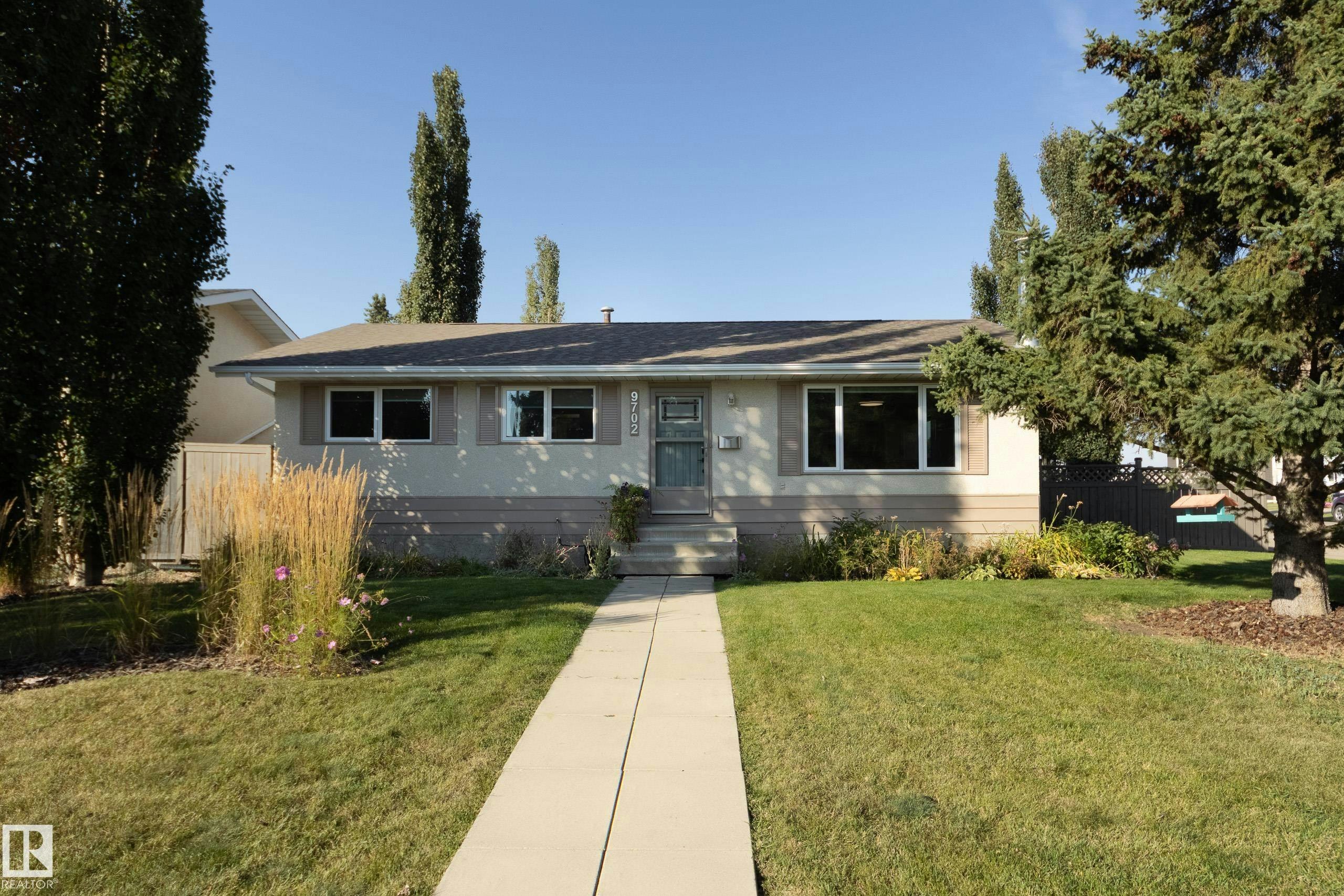 9702 99a Avenue, Morinville, AB, T8R 1G6