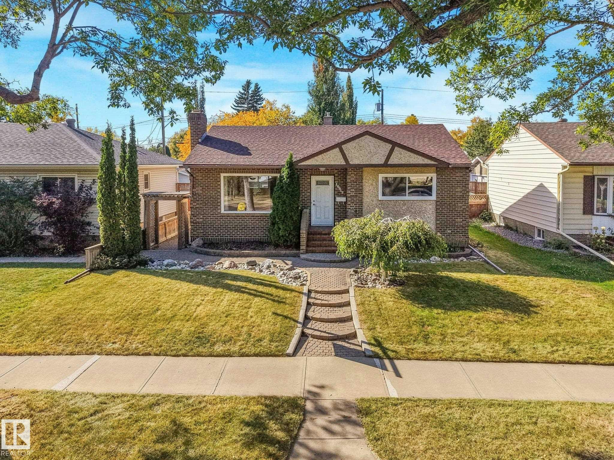 10912 146 Street, Edmonton, AB, T5N 3B1
