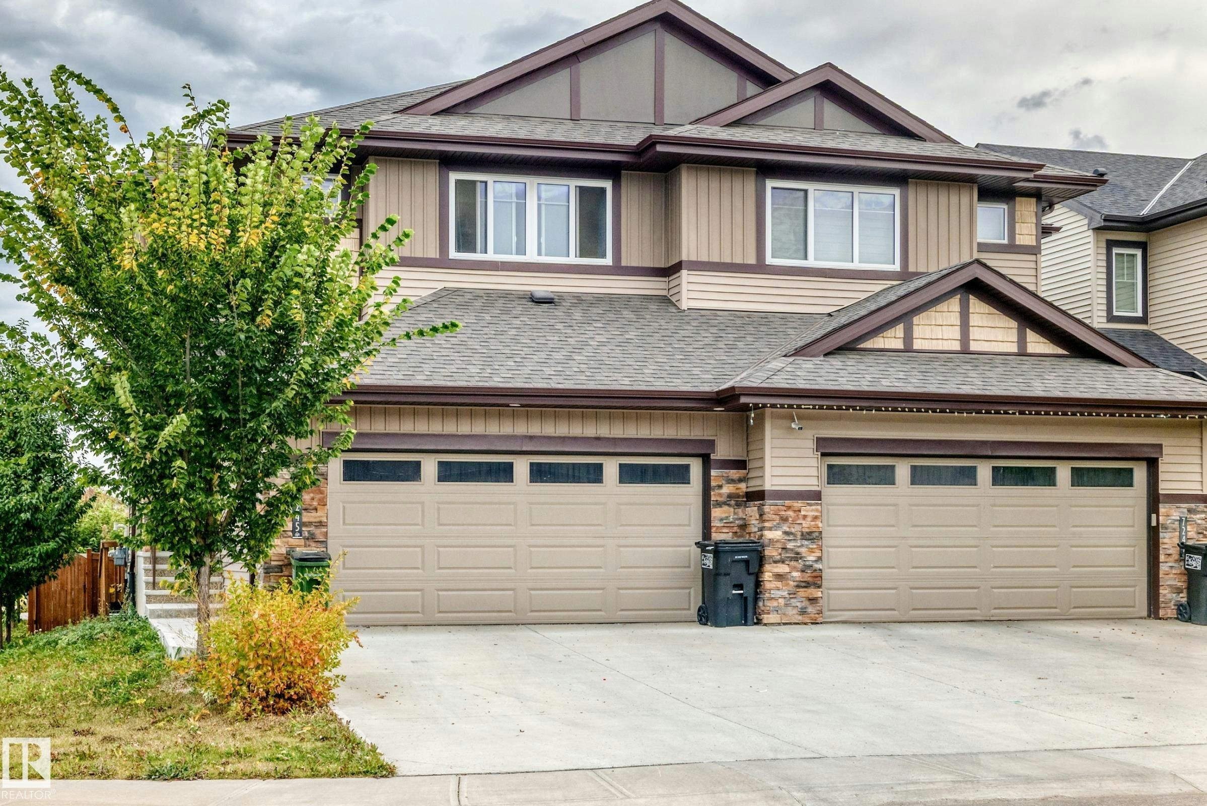7245 Chivers Place SW, Edmonton, AB, T6W 4L4