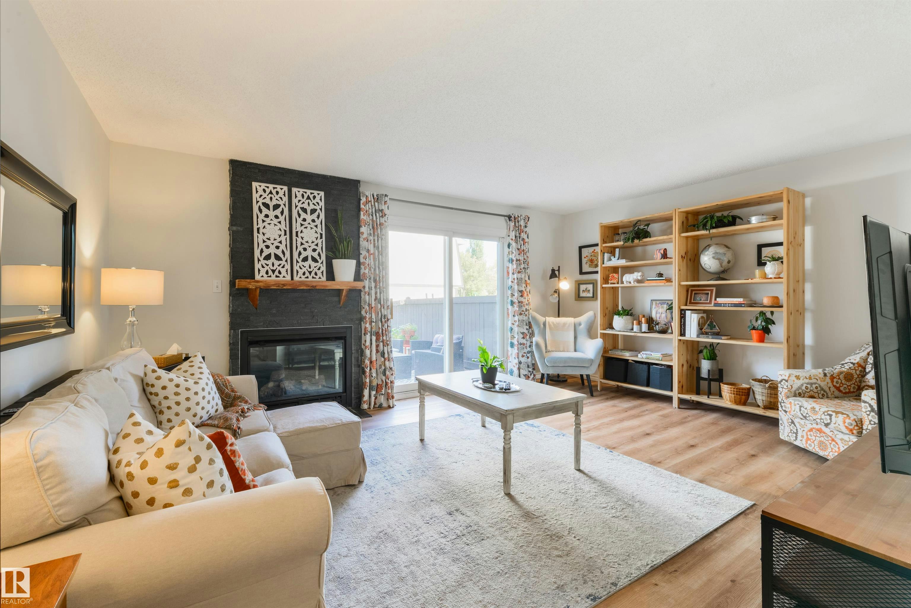177 Tudor Lane, Edmonton, AB, T6J 3T5
