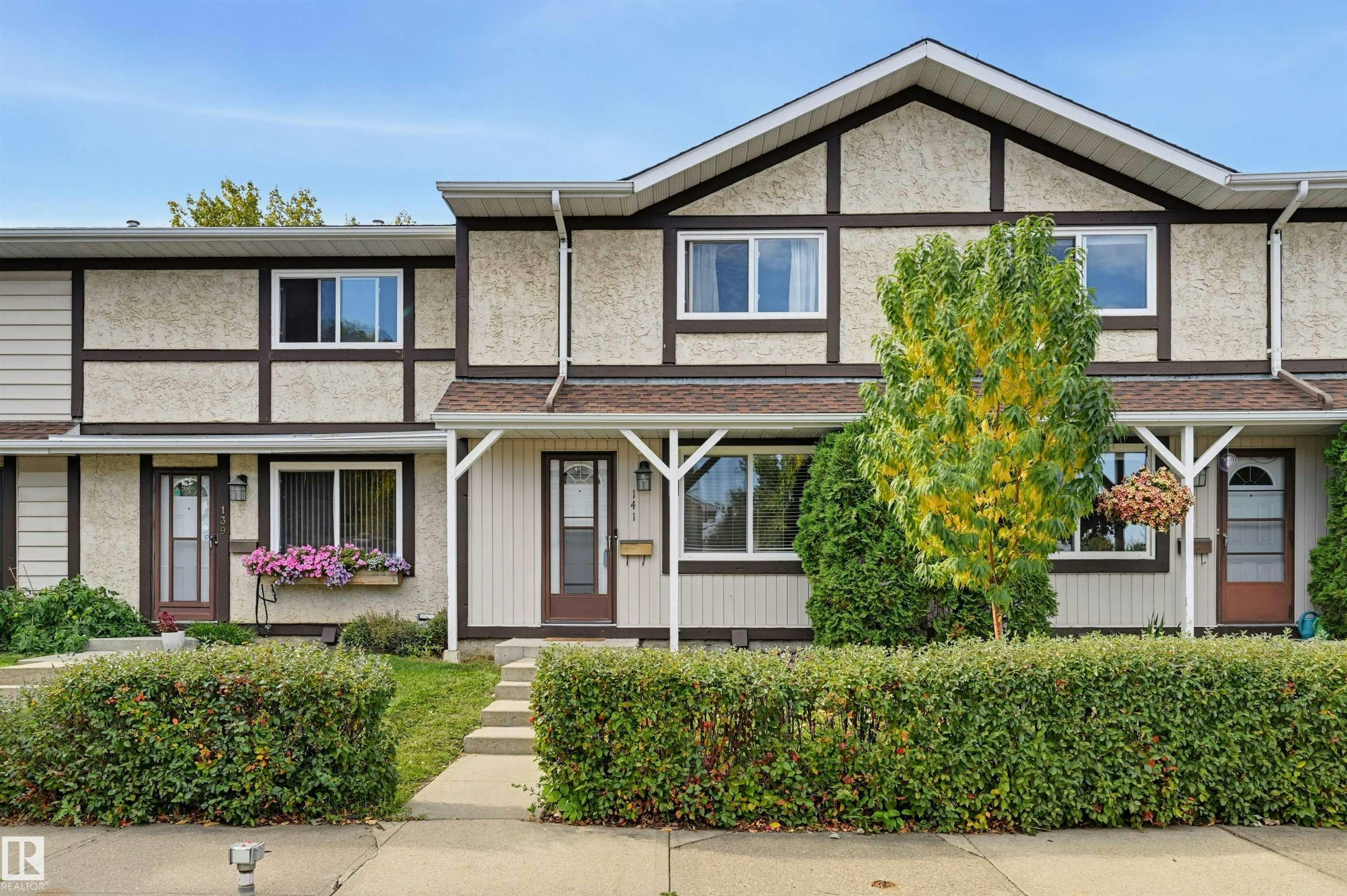 141 Tudor Lane, Edmonton, AB, T6J 3T5