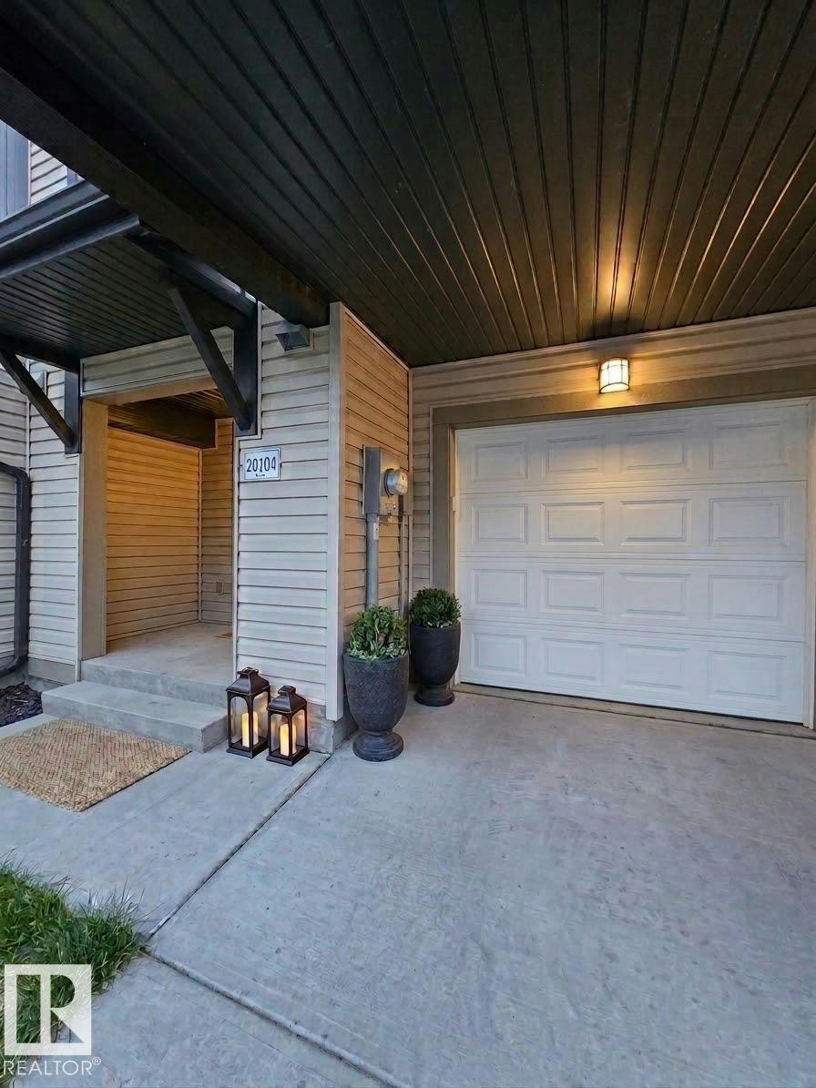 20104 19 Avenue, Edmonton, AB, T6M 0X9