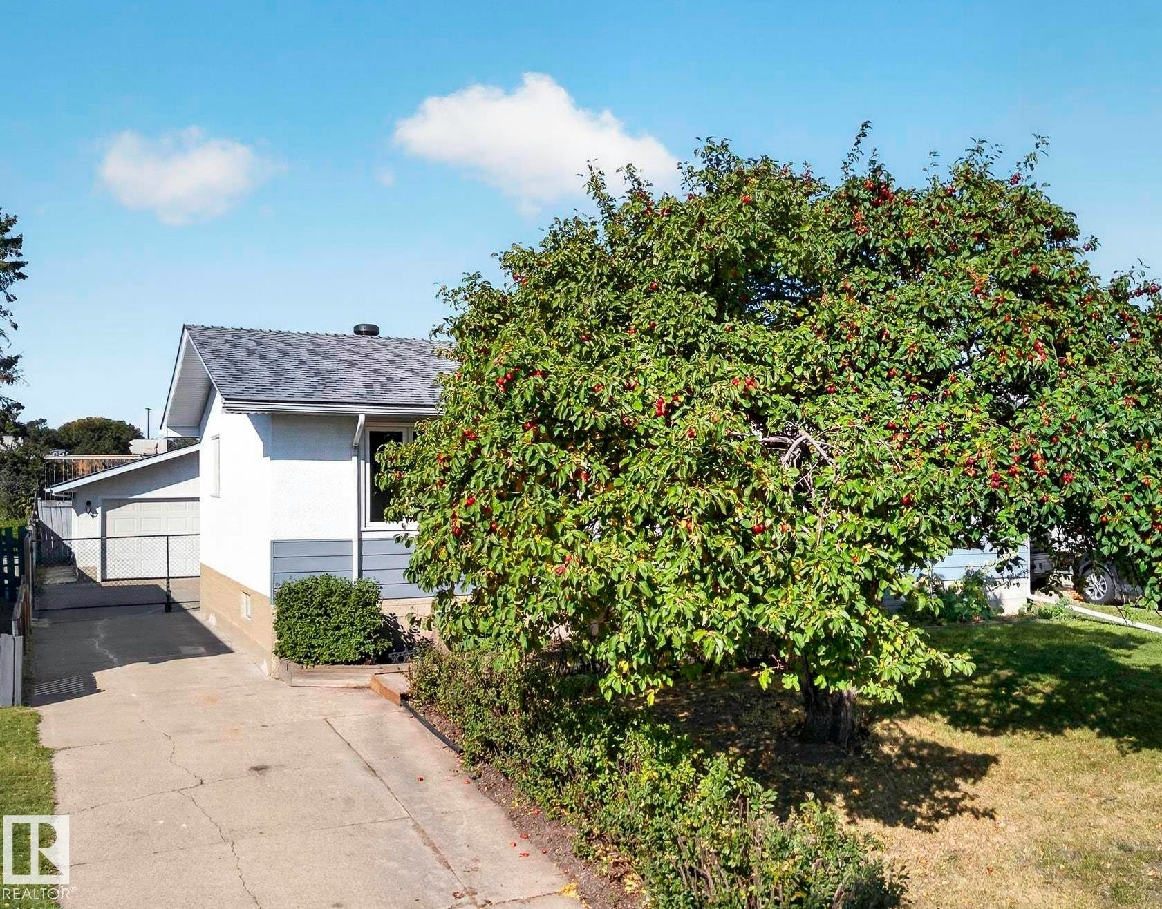 25 Milburn Crescent, Rural Strathcona County, AB, T8A 0T9