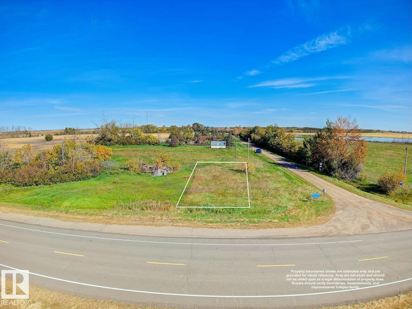 Centre St. Railway Avenue, Rural Lamont County, AB, T0B 2R0