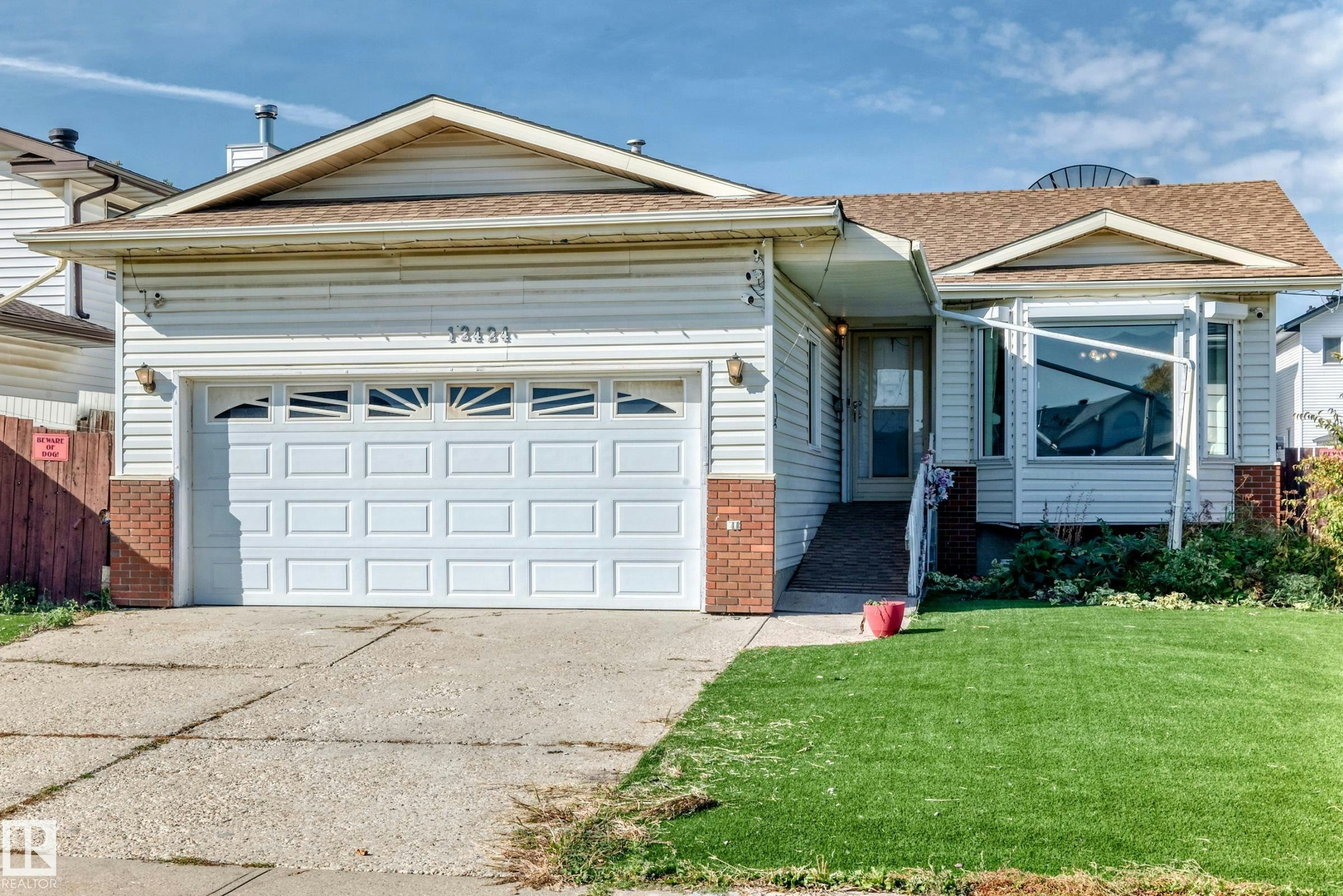 12424 46 Street NW, Edmonton, AB, T5W 5E3
