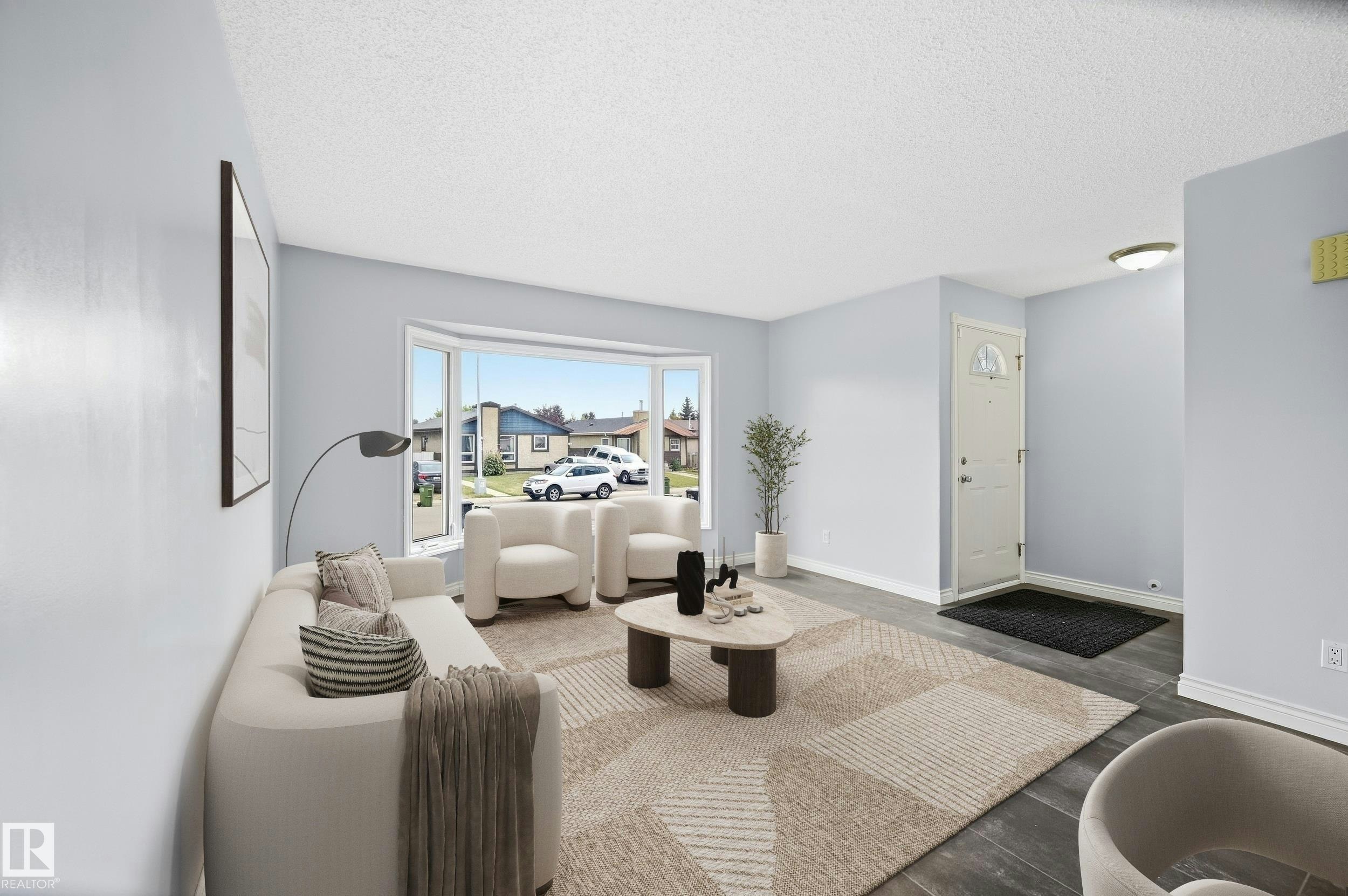 3220 44a Street, Edmonton, AB, T6L 4W9