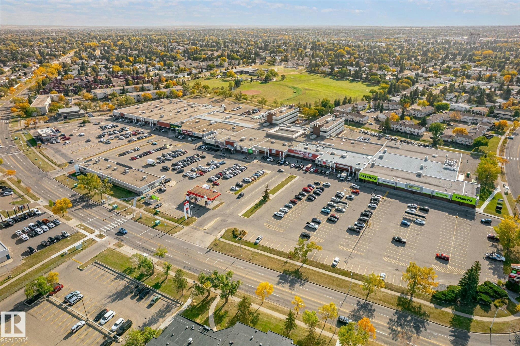 7612 40 Avenue, Edmonton, AB, T6K 0X5 - 61