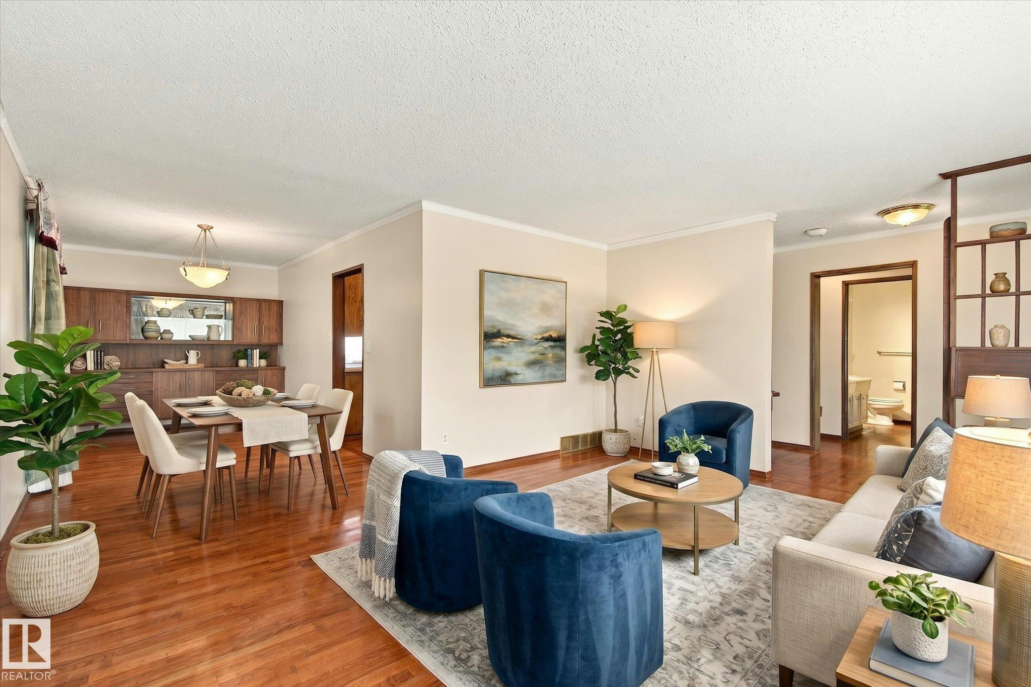 7612 40 Avenue, Edmonton, AB, T6K 0X5 - 3