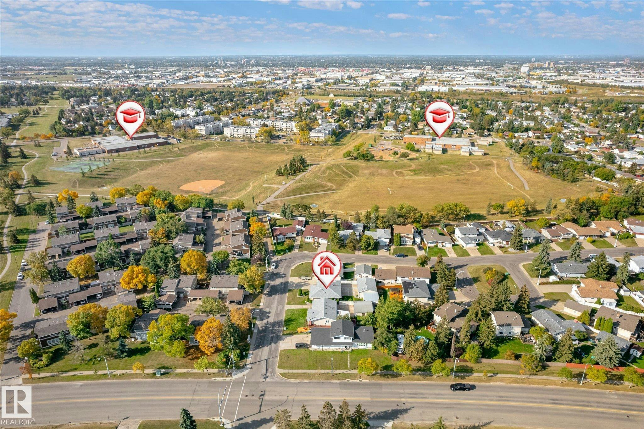 7612 40 Avenue, Edmonton, AB, T6K 0X5 - 55