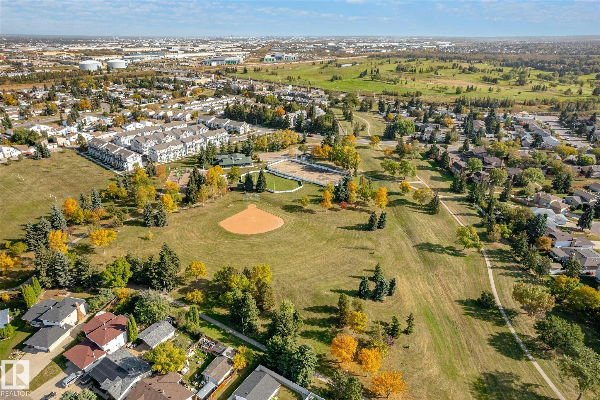 7612 40 Avenue, Edmonton, AB, T6K 0X5 - 58