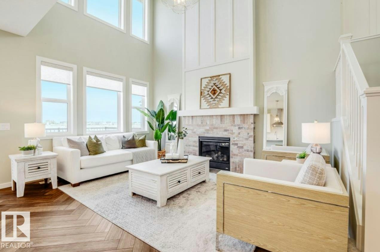 79 Rosa Crescent - 2
