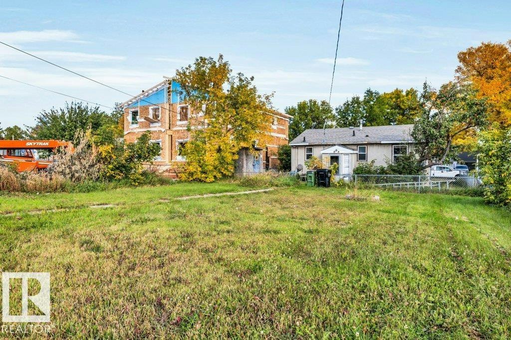 12210 49 Street, Edmonton, AB, T5W 3A8 - 28