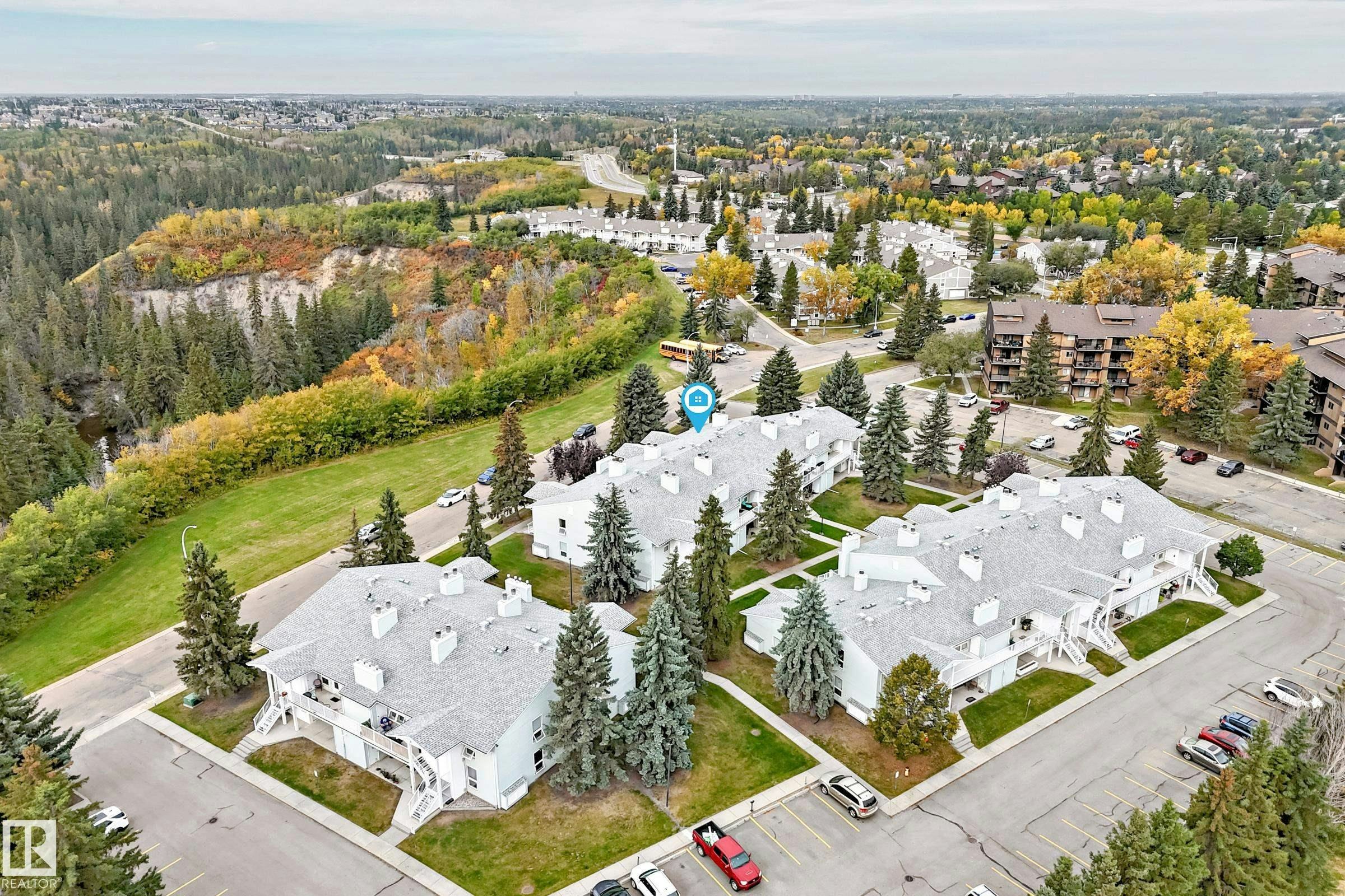 49-2115 118 Street, Edmonton, AB, T6J 5N1