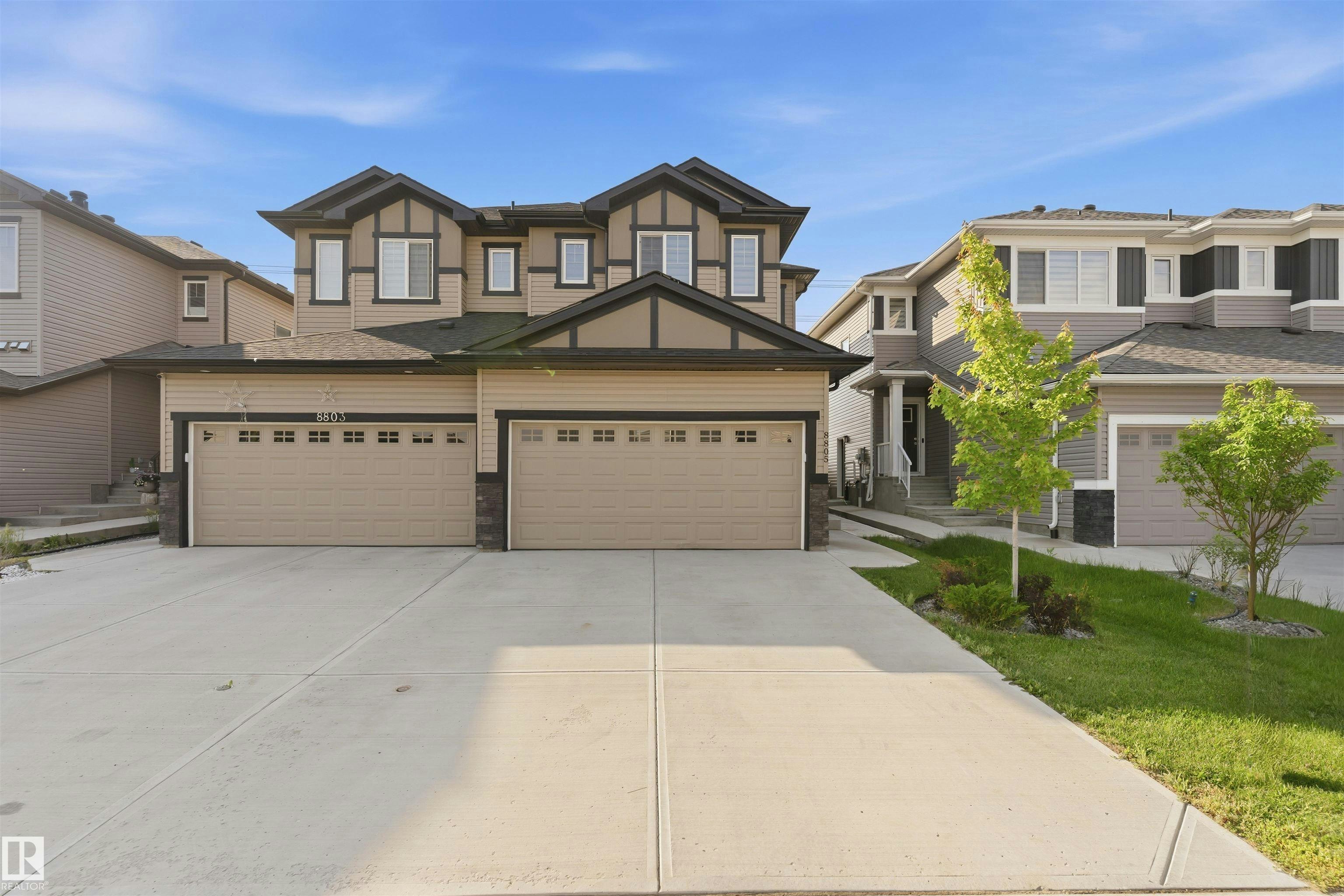 8805 Carson Way, Edmonton, AB, T6W 5B8